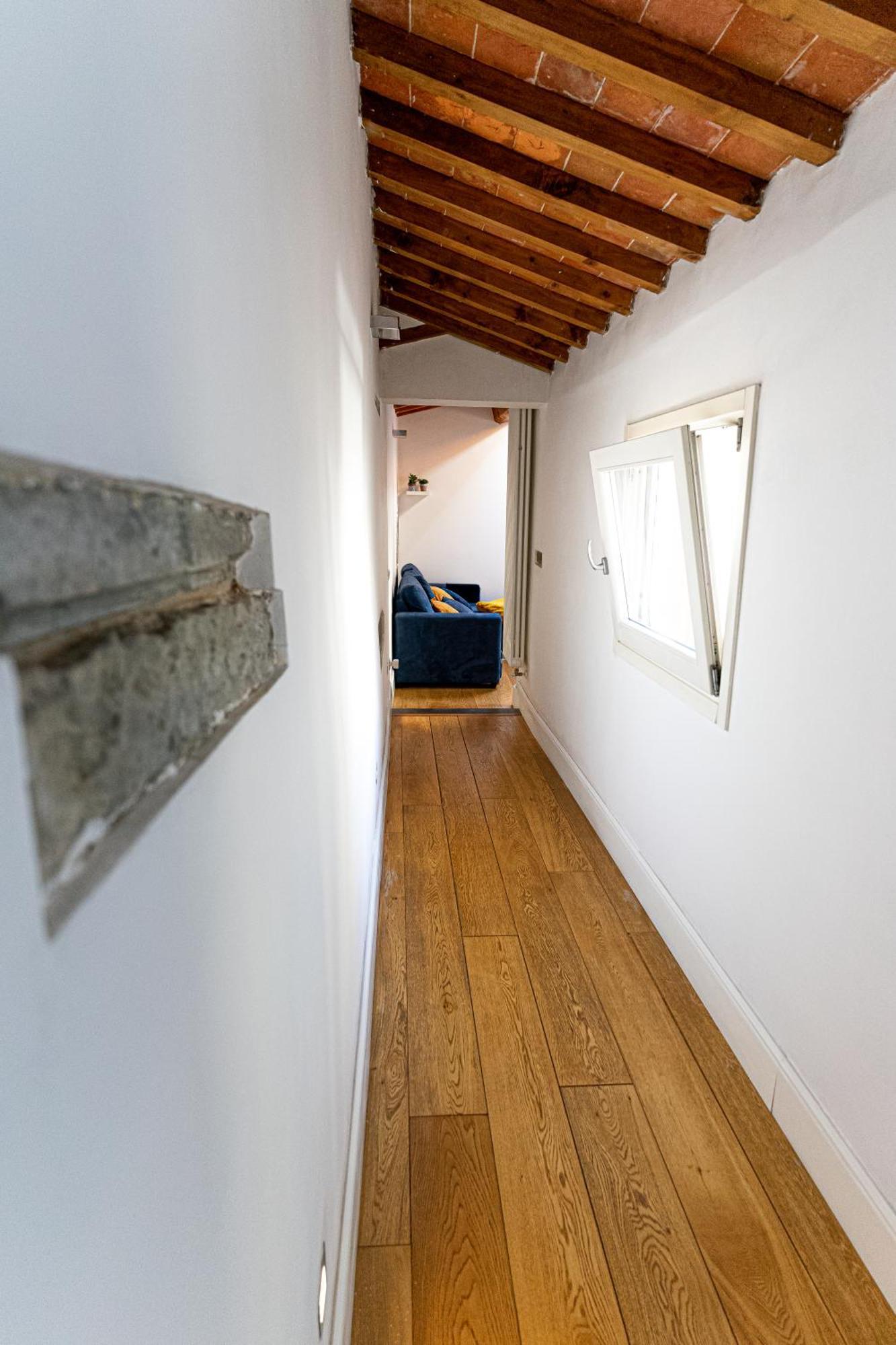 Floor 21 Apartment Florence