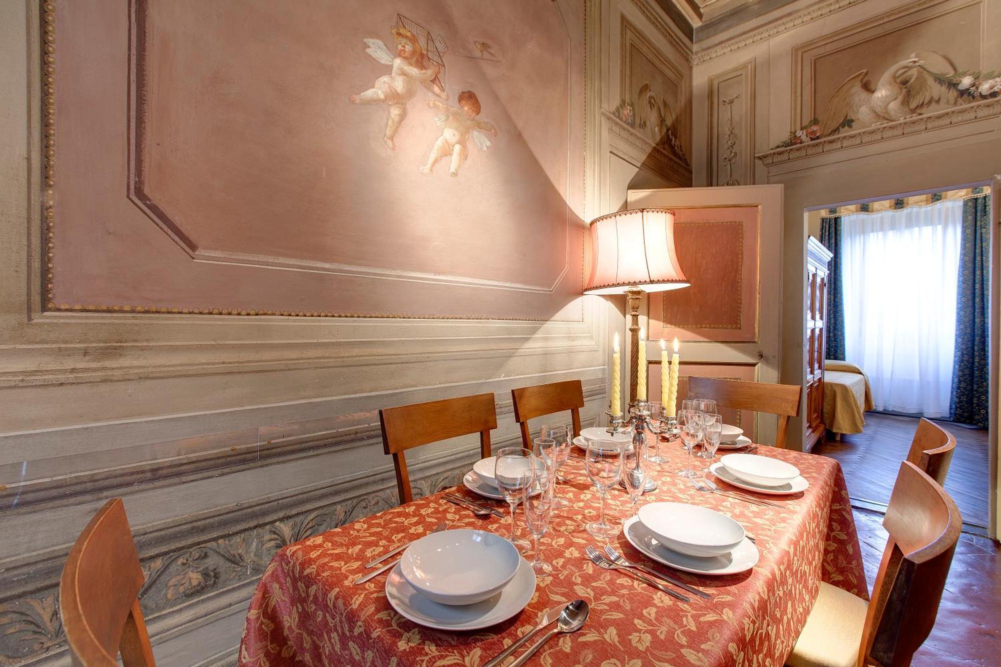 Apartment Palazzo Bucciolini Florence