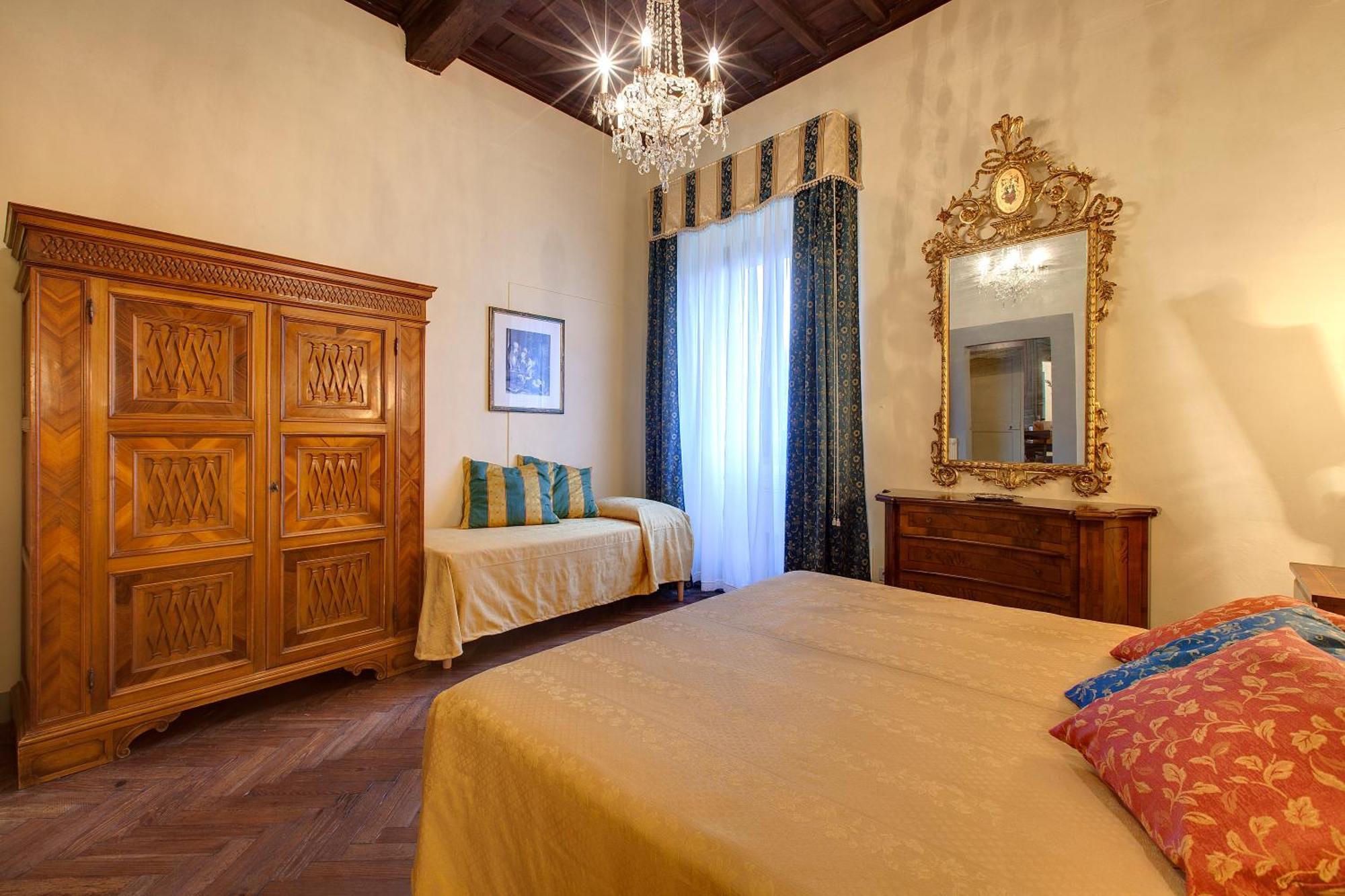 Palazzo Bucciolini Florence