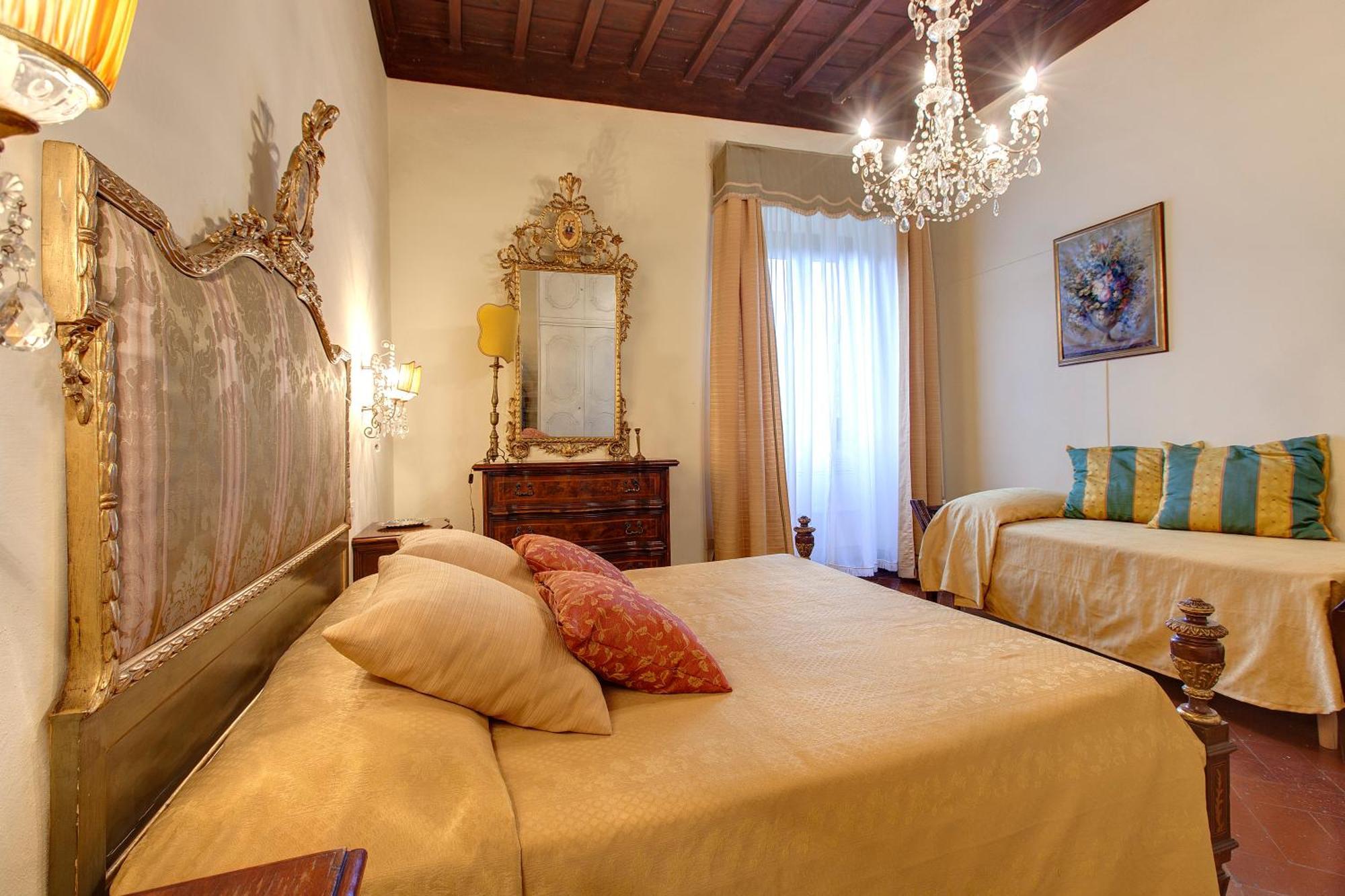 Apartment Palazzo Bucciolini *
