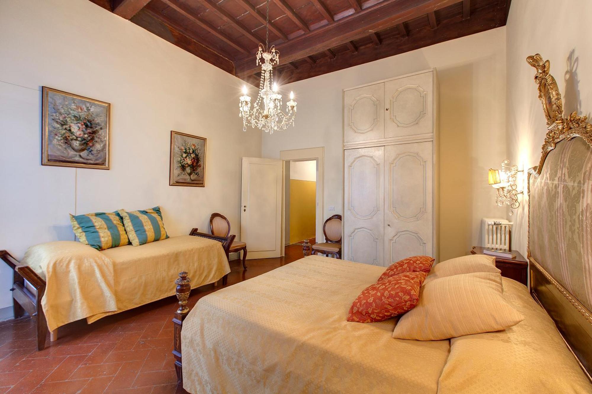 Palazzo Bucciolini Apartment *