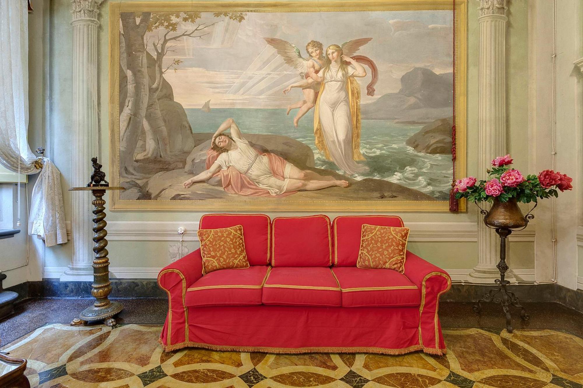 Palazzo Bucciolini Florence