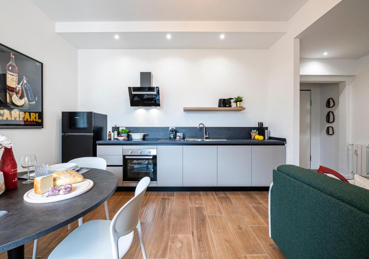 S.m.n-centro Bf48 Luxury Living With Balcony Apartment *