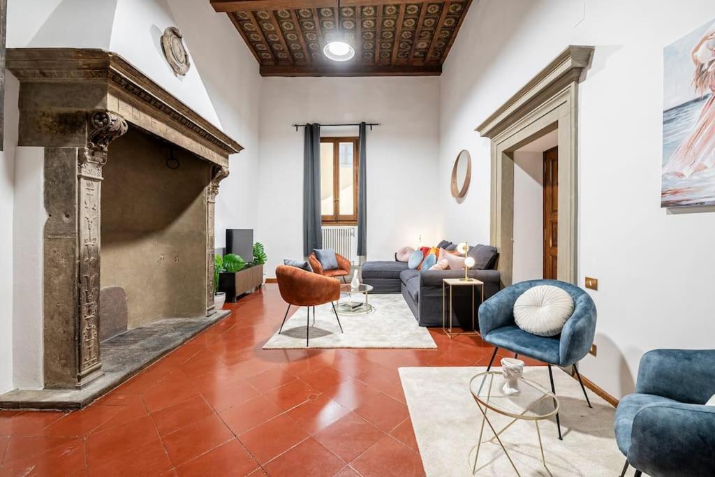 Apartment Palace Strozzi 200mq Penthouse 3 King Size