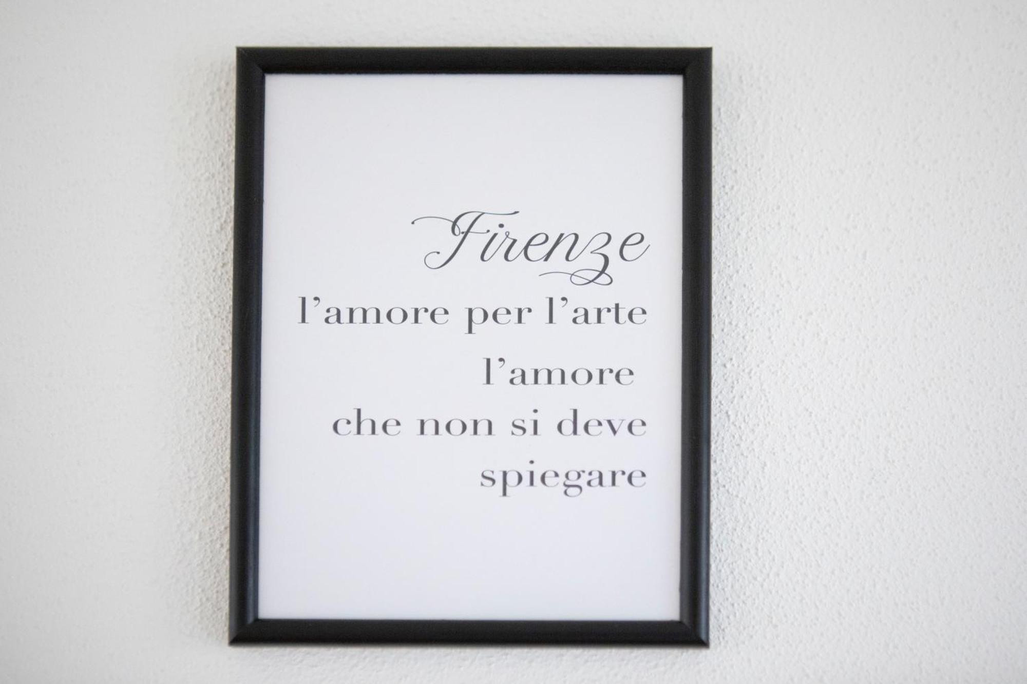 Mona Lisa - Boutique In Apartment