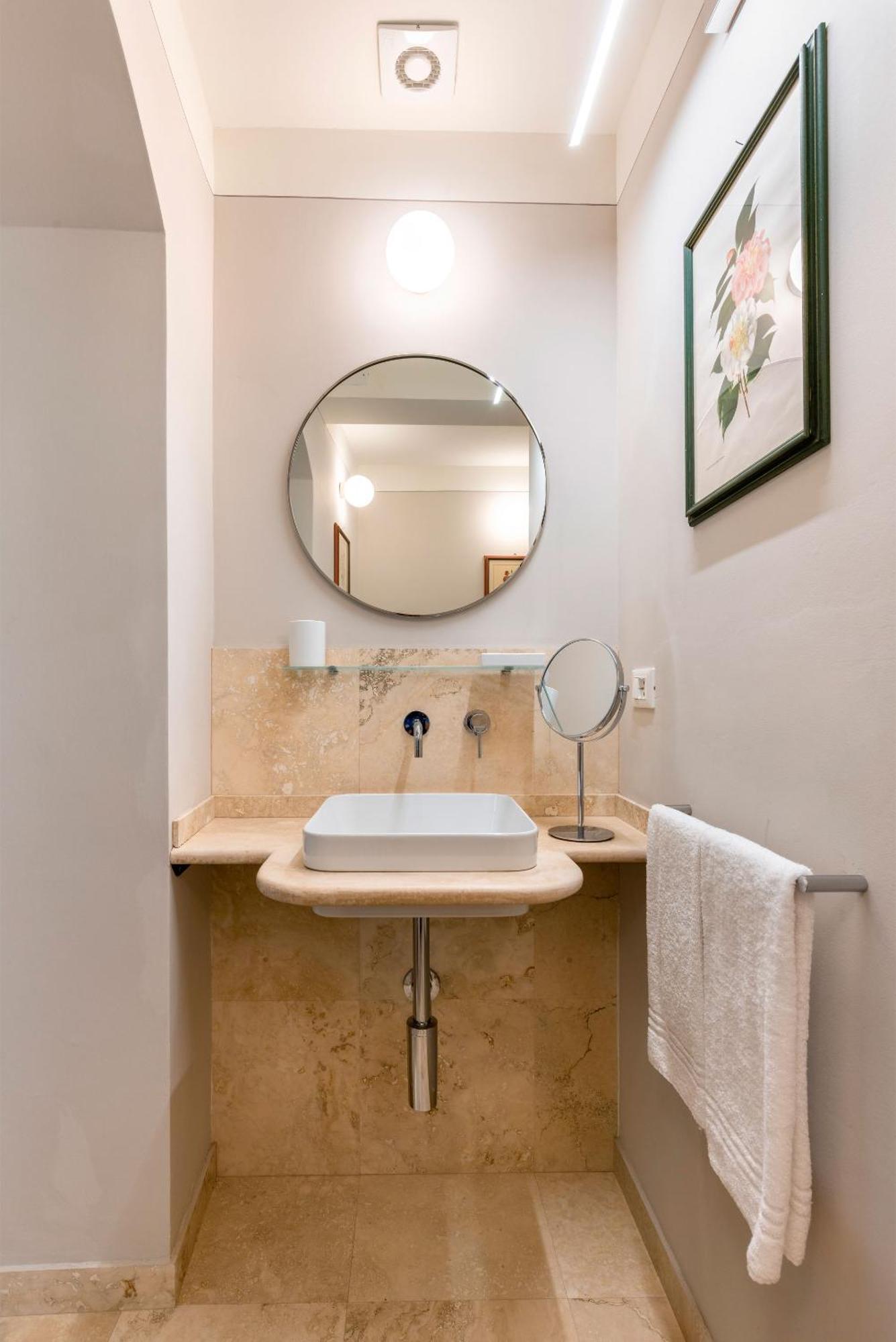 Apartment Genteel Piazza Pitti