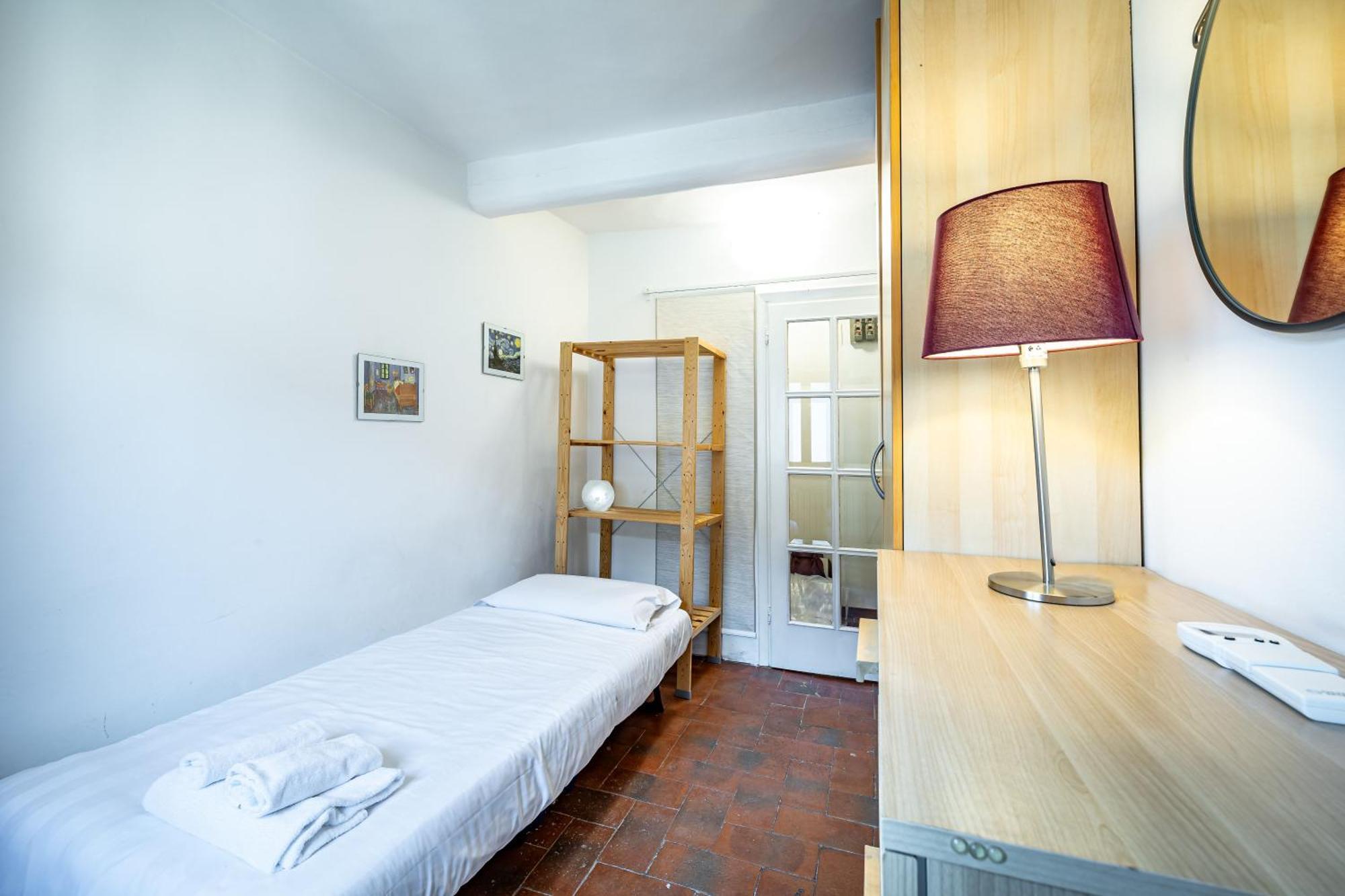 Roommo Viola * Florence