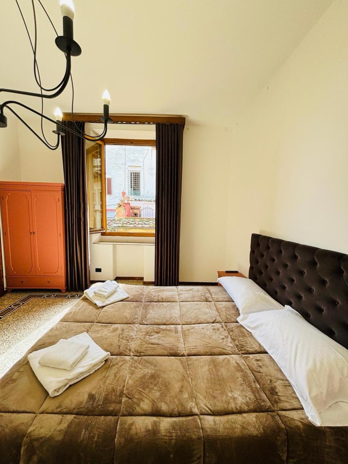 Albizi Bnb Bed & Breakfast *