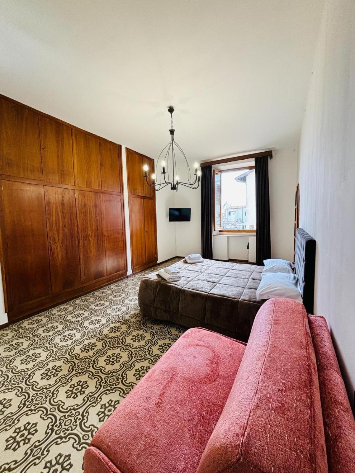 Albizi Bnb Bed & Breakfast *