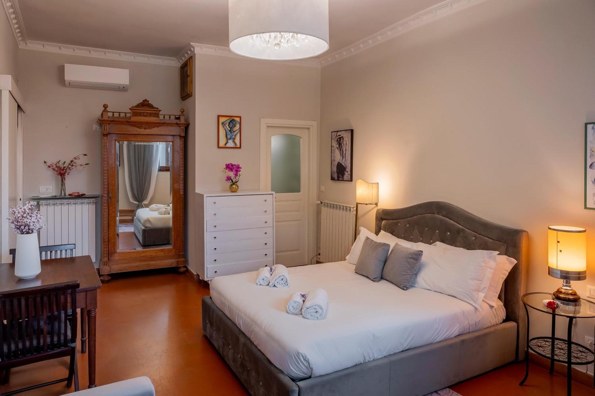 Lungarno Apartment