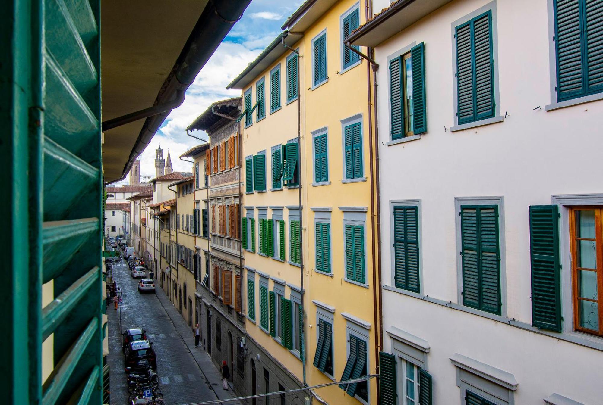 Apartment Pergola