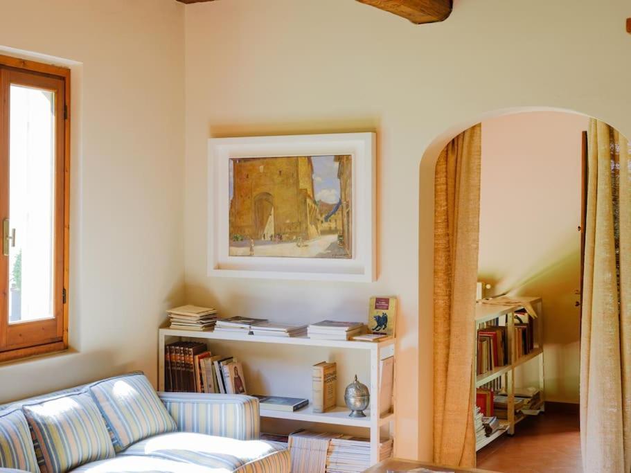 Stalla - With Garden In The Historic Center Florence