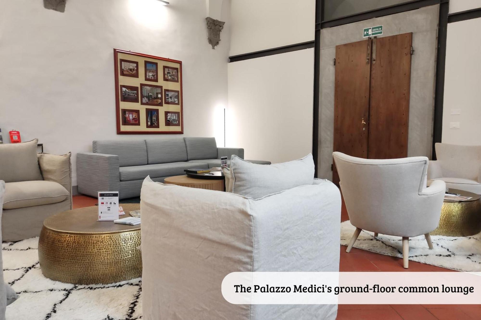 Apartment Raffaello With Fireplace In Oltrarno Florence