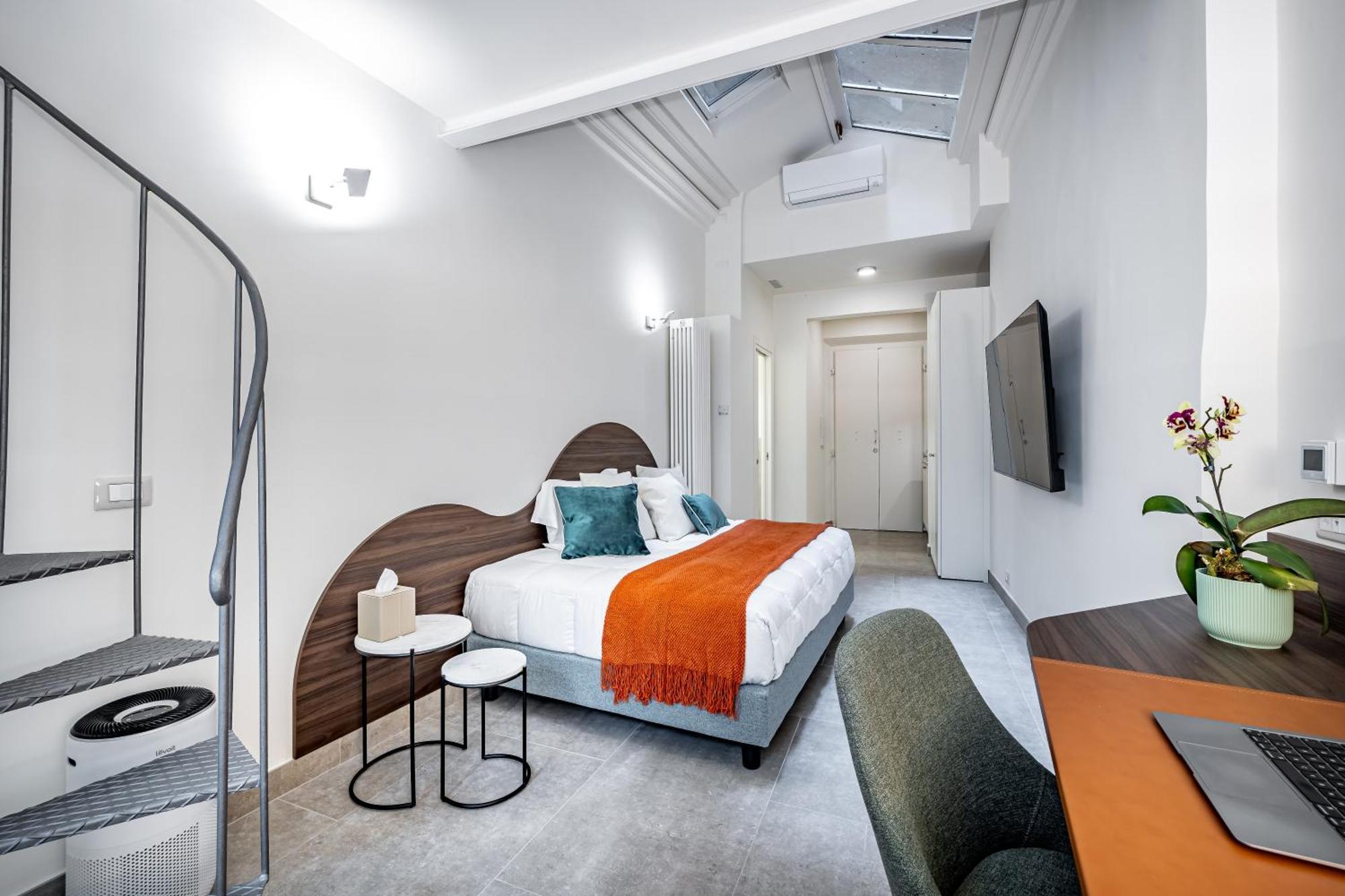 Aparthotel Dimora Collection - Le Corti - Boutique Luxury In A Restored 13th Century Convent, With Sauna And Gym (adults Only) Firenze