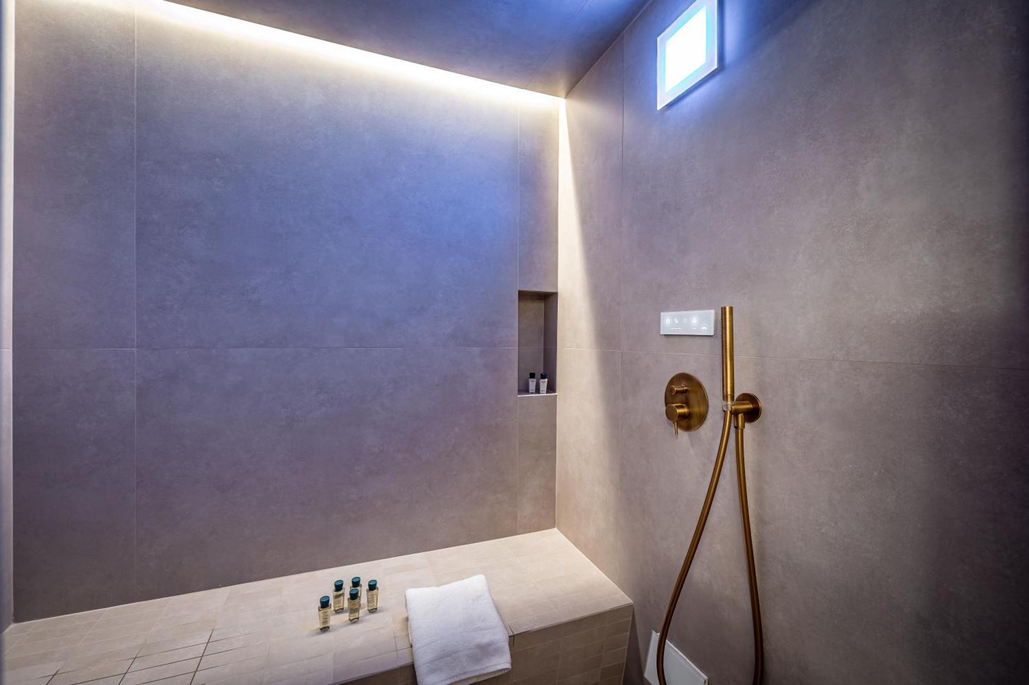 Dimora Collection - Le Corti - Boutique Luxury In A Restored 13th Century Convent, With Sauna And Gym (adults Only) *
