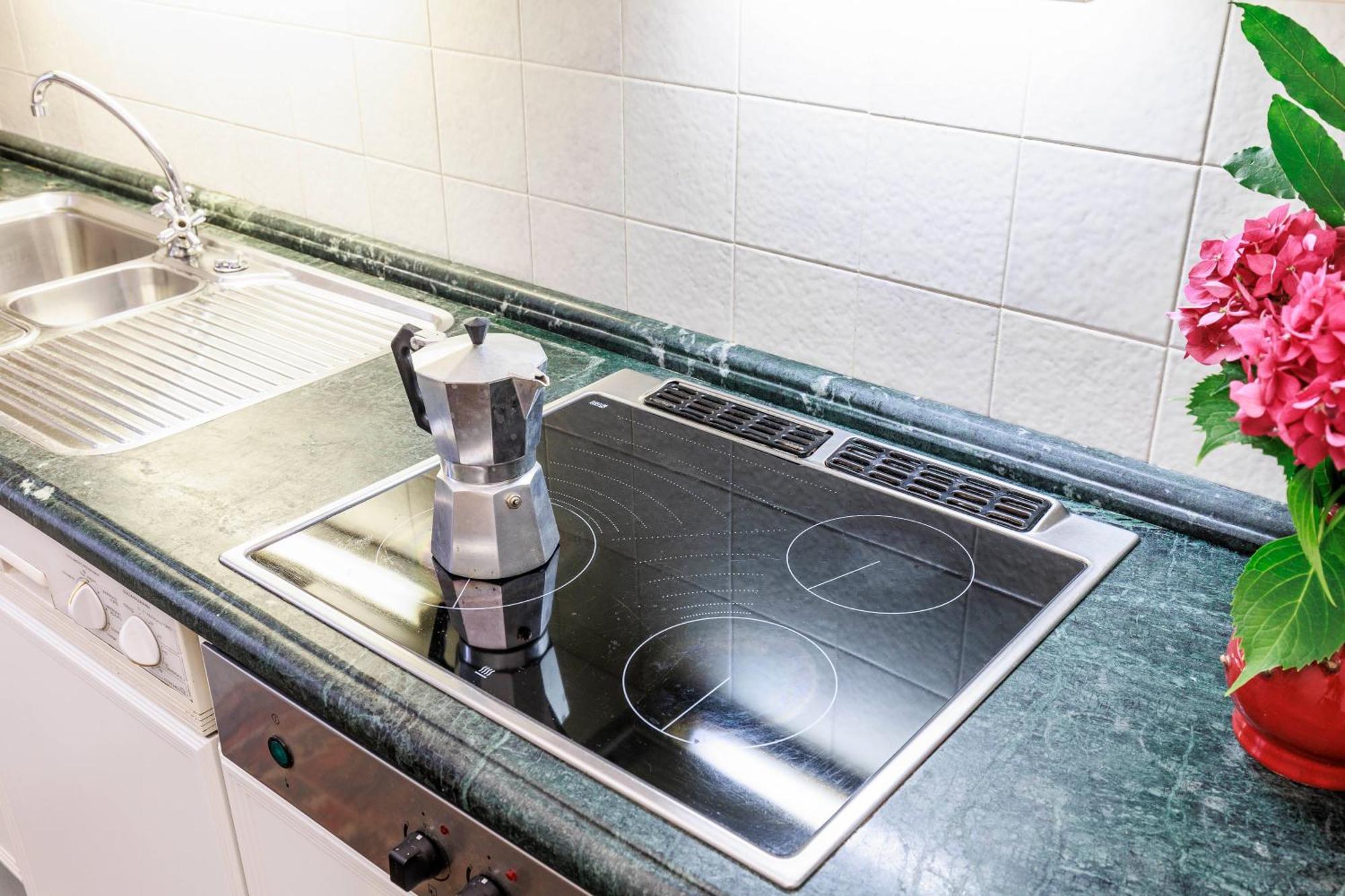 Huge With Private Garden Apartment Florence