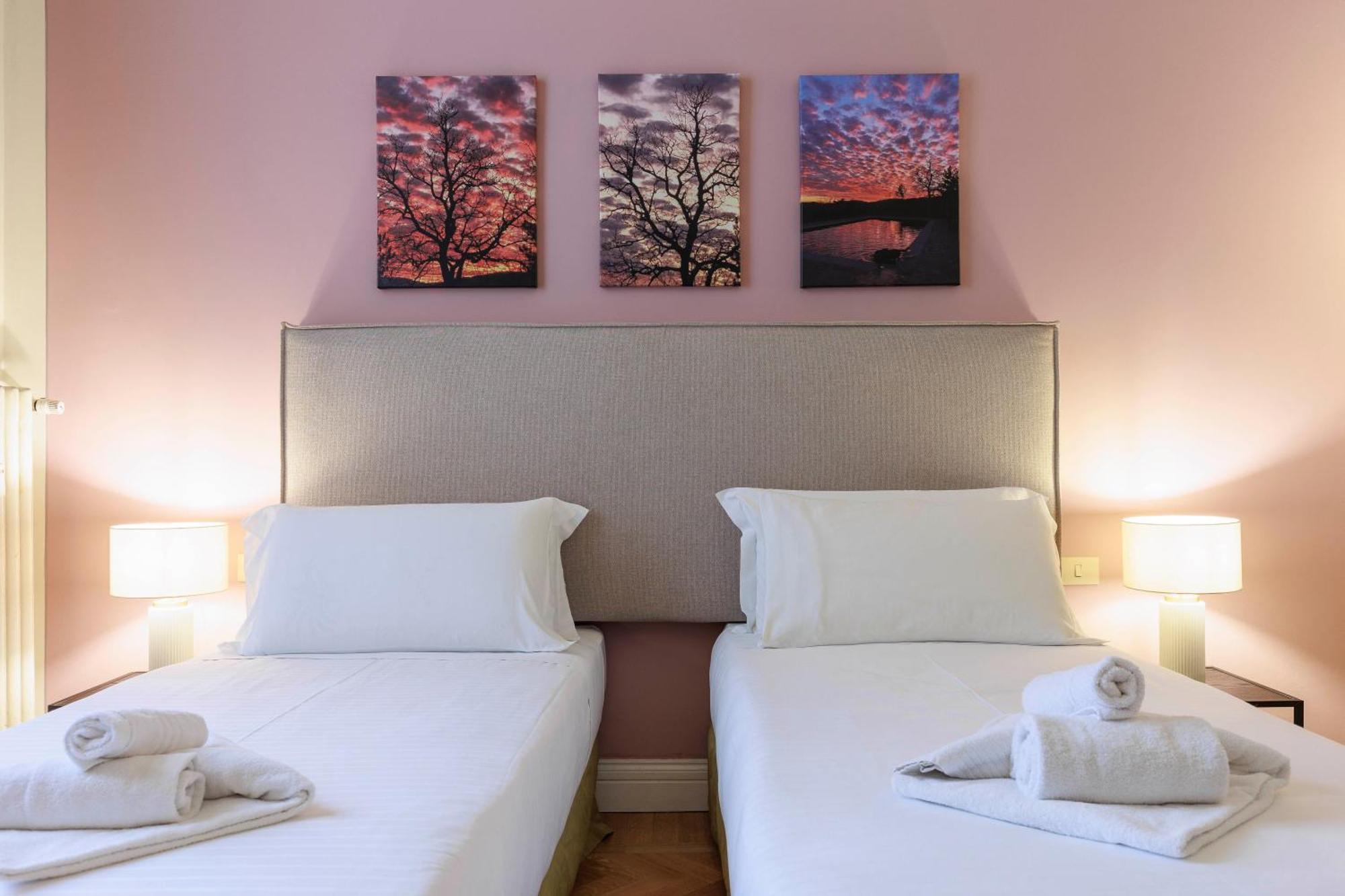 Huge With Private Garden Apartment Florence