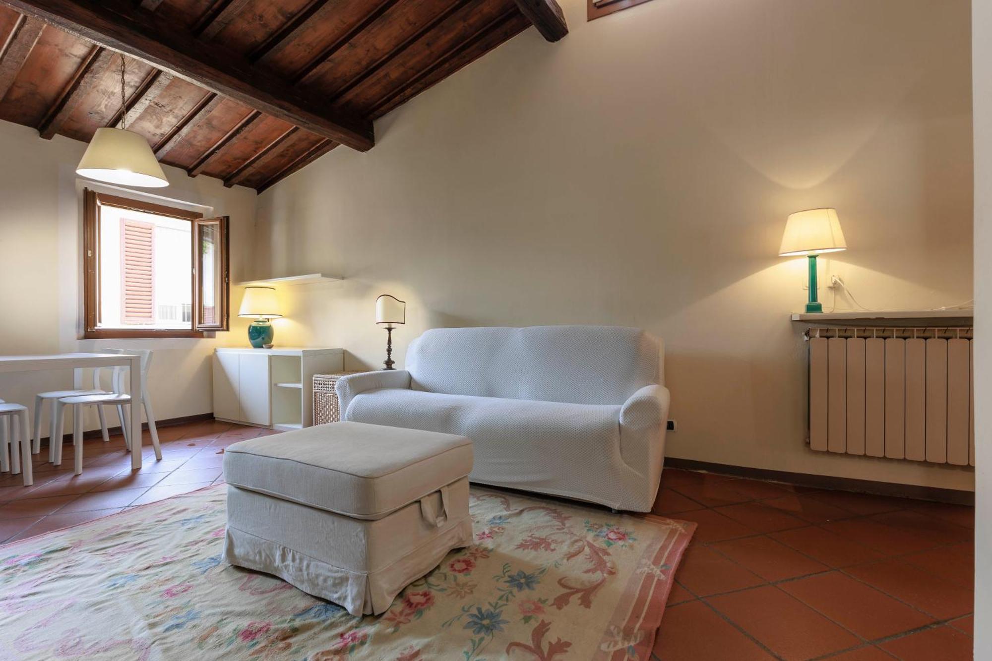 San Frediano Comfortable Apartment *