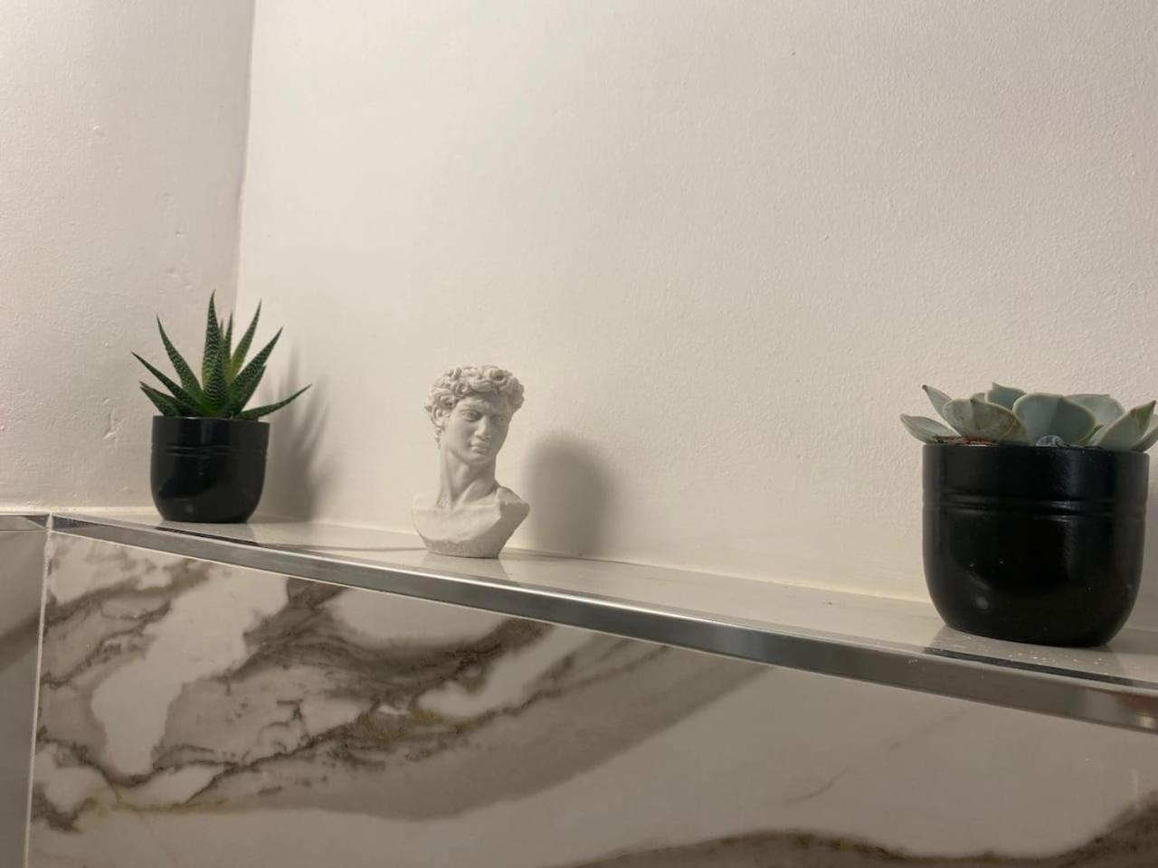 Apartment Flat In Centro Storico La Casa Di Luna Florence