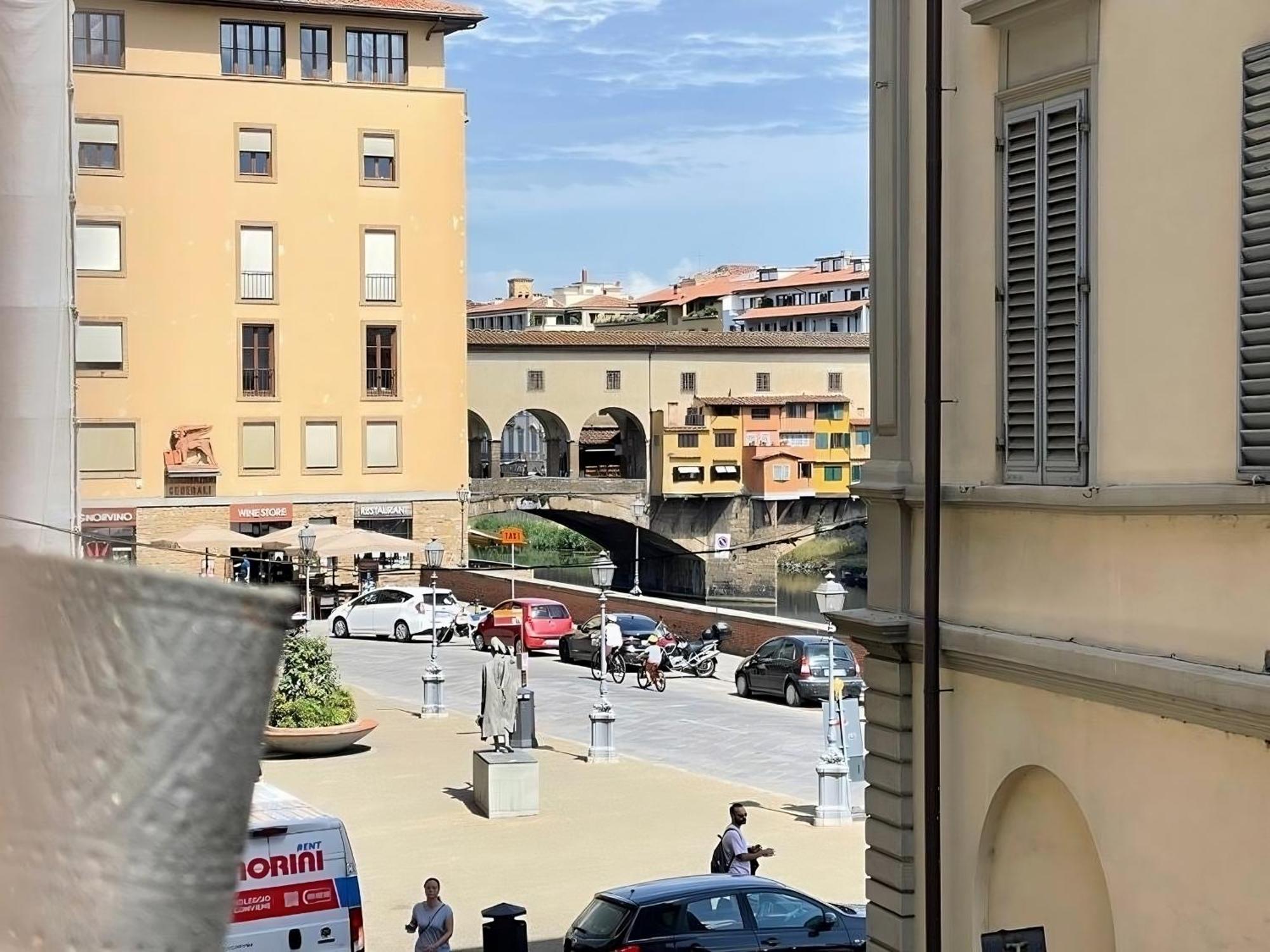 De Bardi - Beautiful Near Ponte Vecchio Apartment Florence
