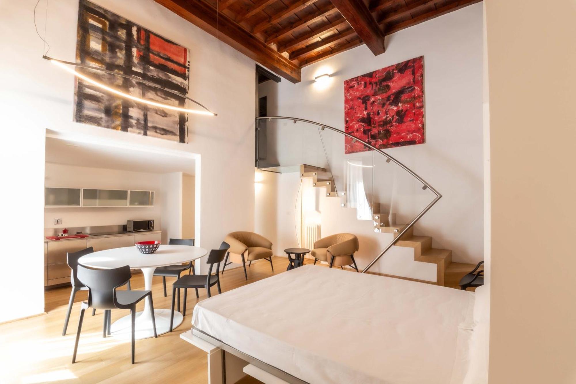 Palazzo Bardi N 2 *