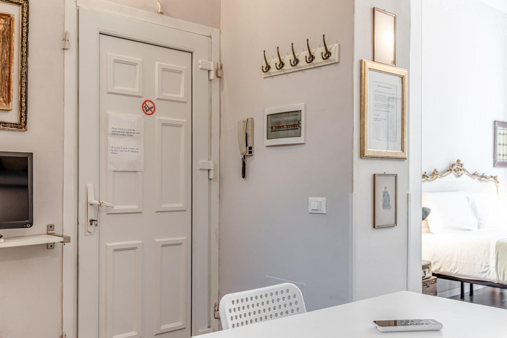 Apartment Cathedral Studio, San Lorenzo