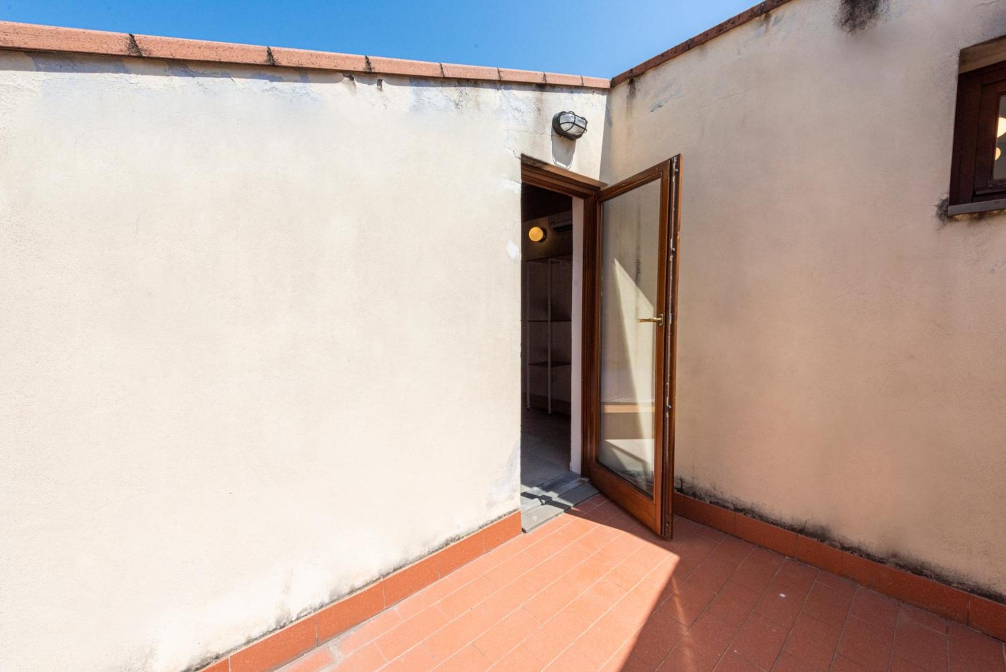 The Luxor - Corsica Apartment Florence