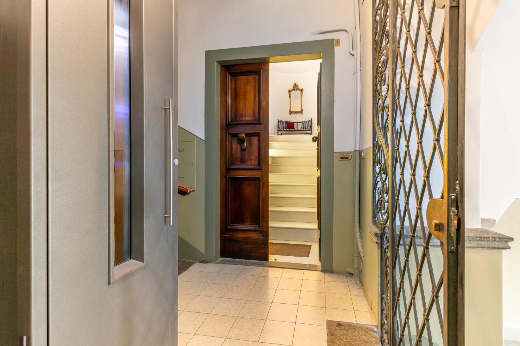 Fossi Five Senses Apartment