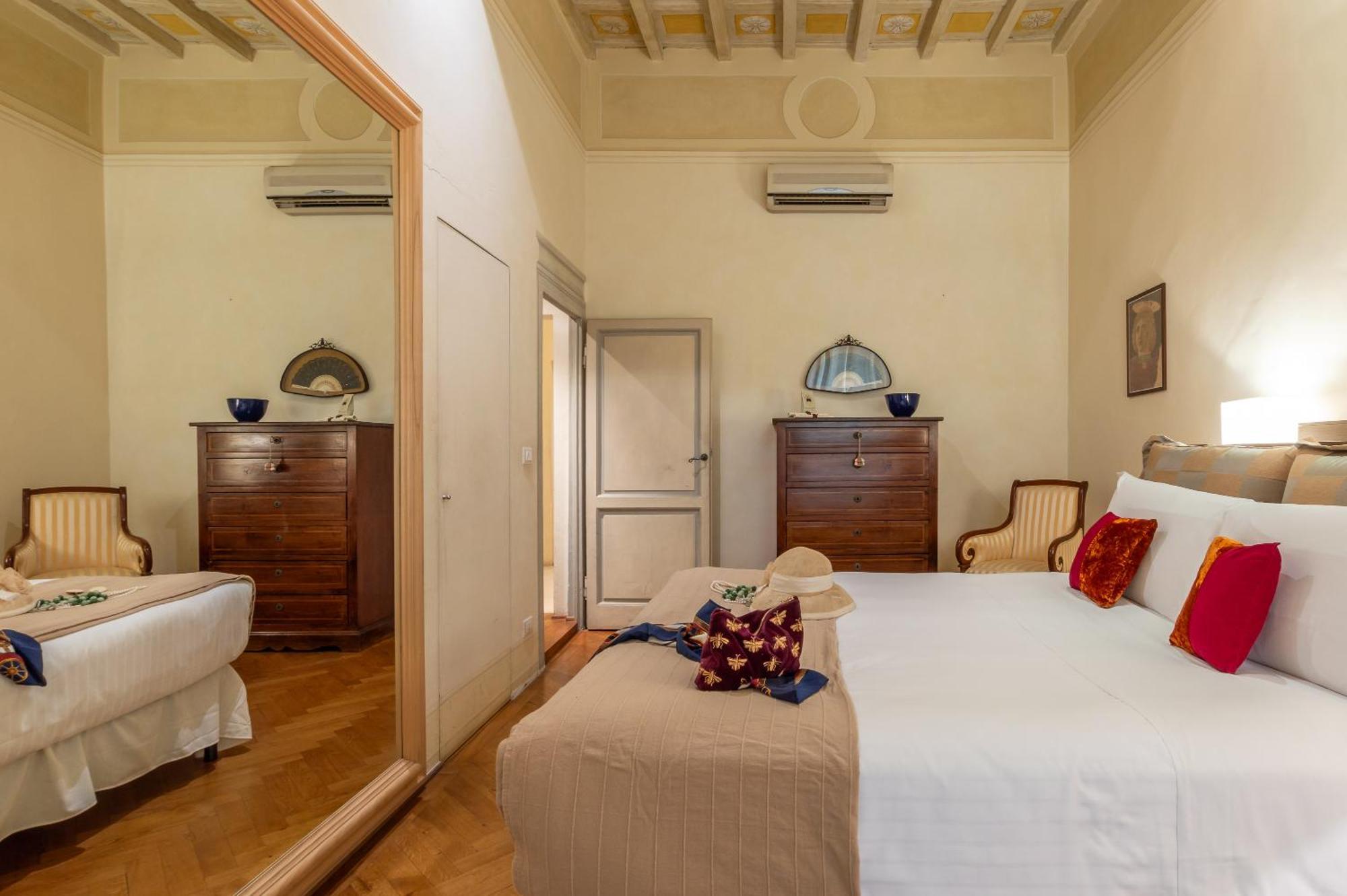 Fossi Five Senses Apartment Florence