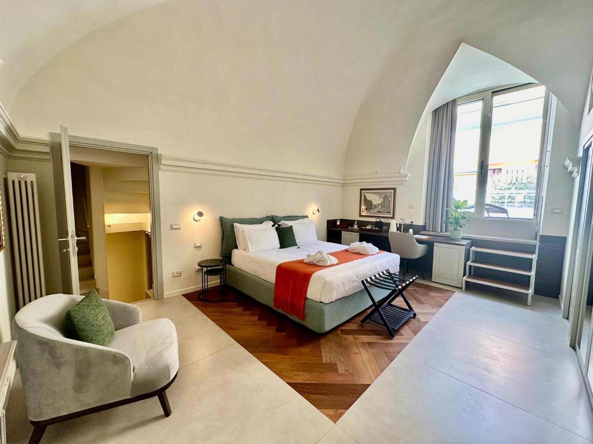 Dimora Collection - Le Corti - Boutique Luxury In A Restored 13th Century Convent, With Sauna And Gym (adults Only) * Firenze