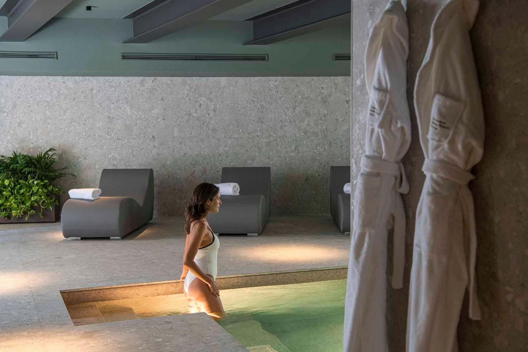 Hotel Columbus Urban 5*