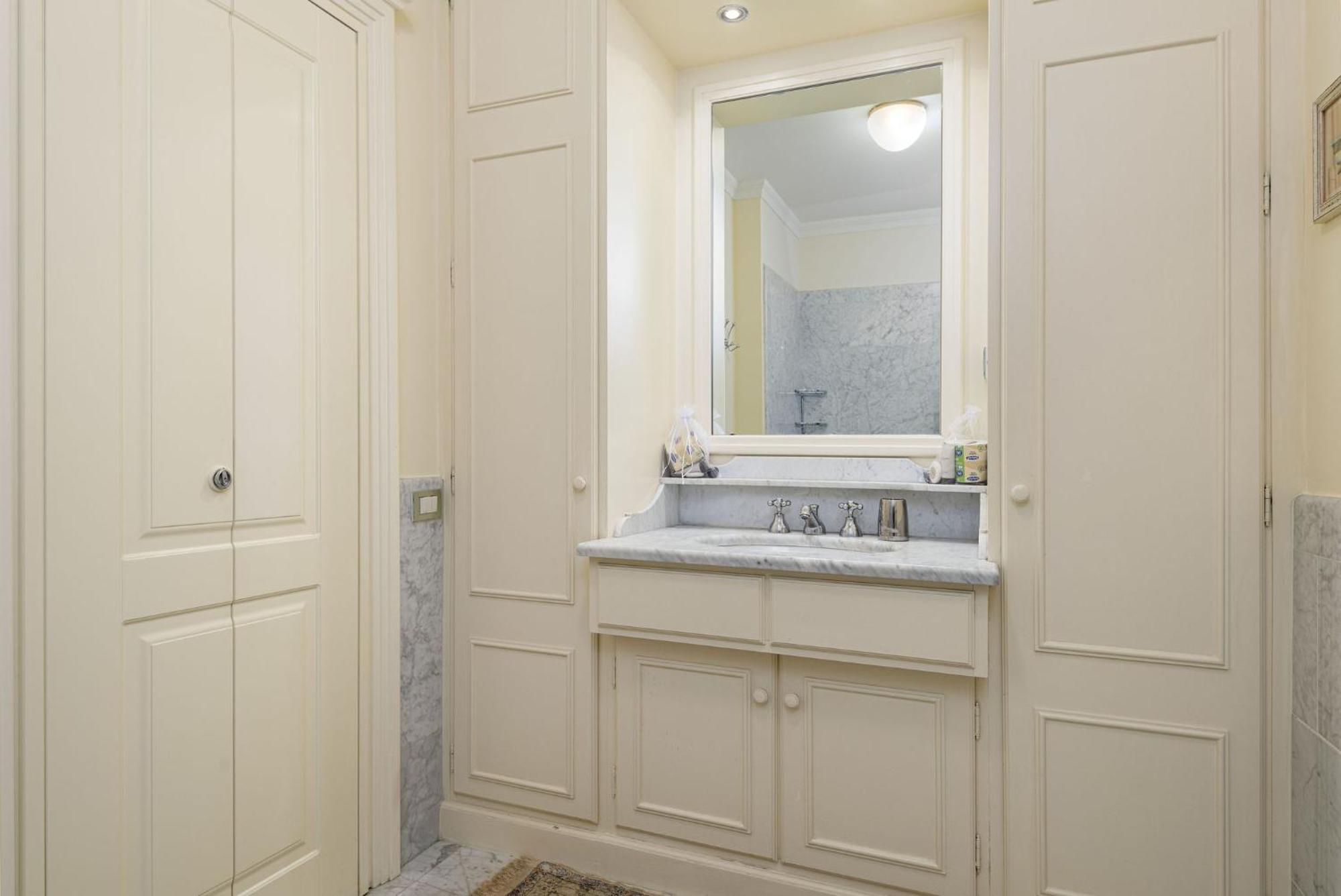 Unyca - Luxury Apartment