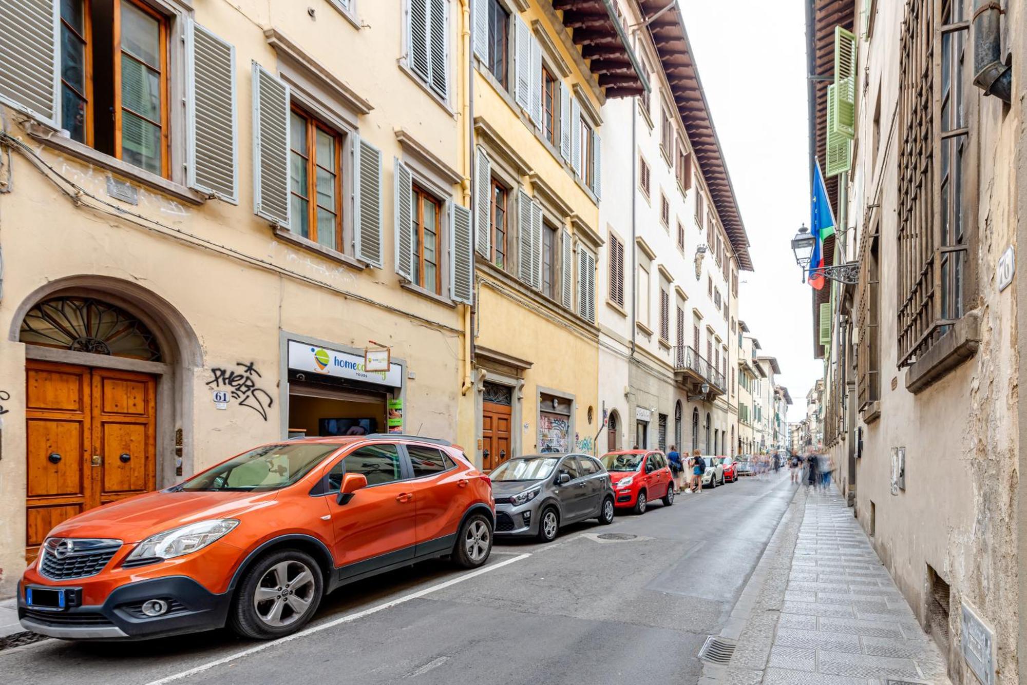 Comodo Dietro Il Duomo Firenze