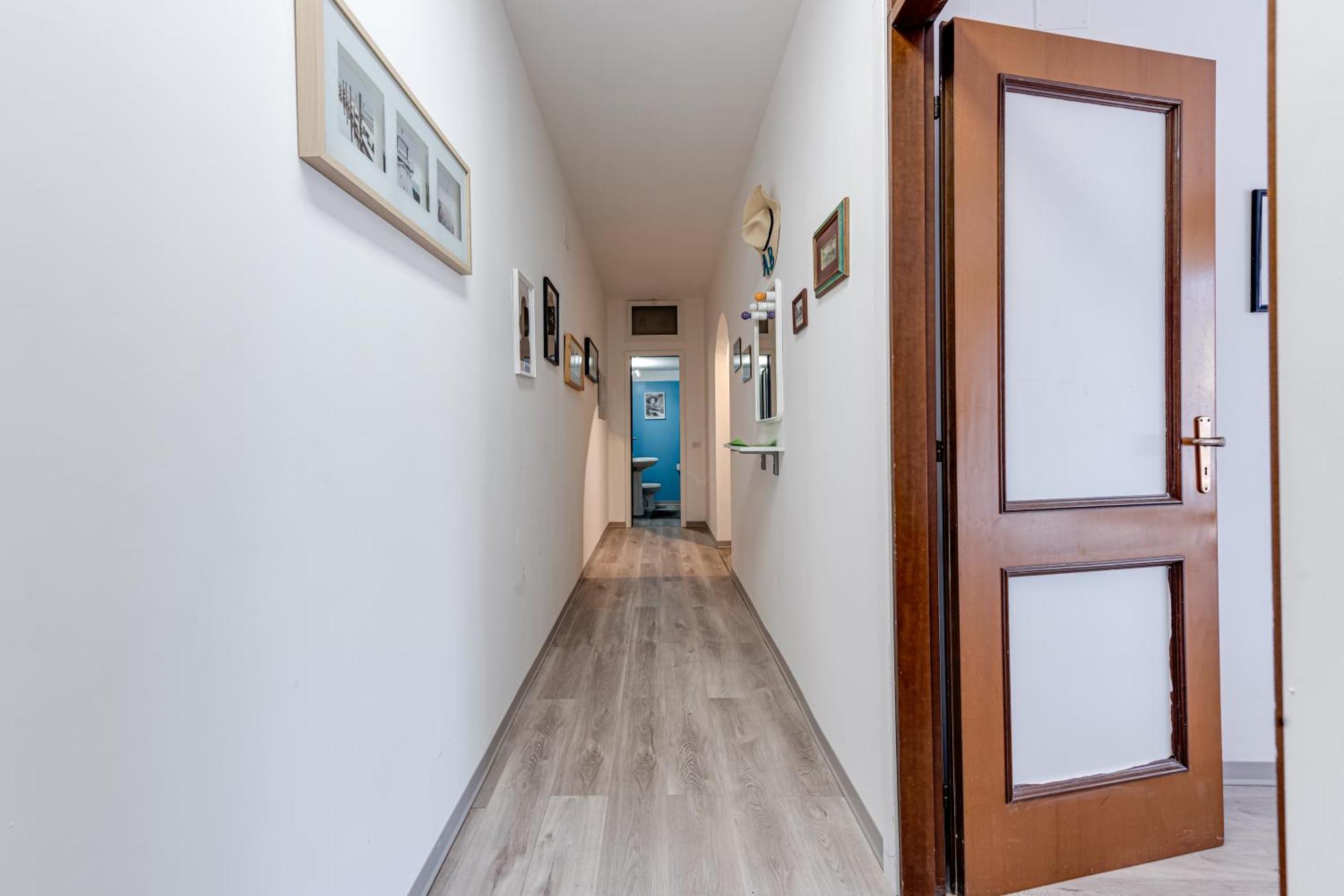 Pavone - Sweet Dreams In Apartment Florence