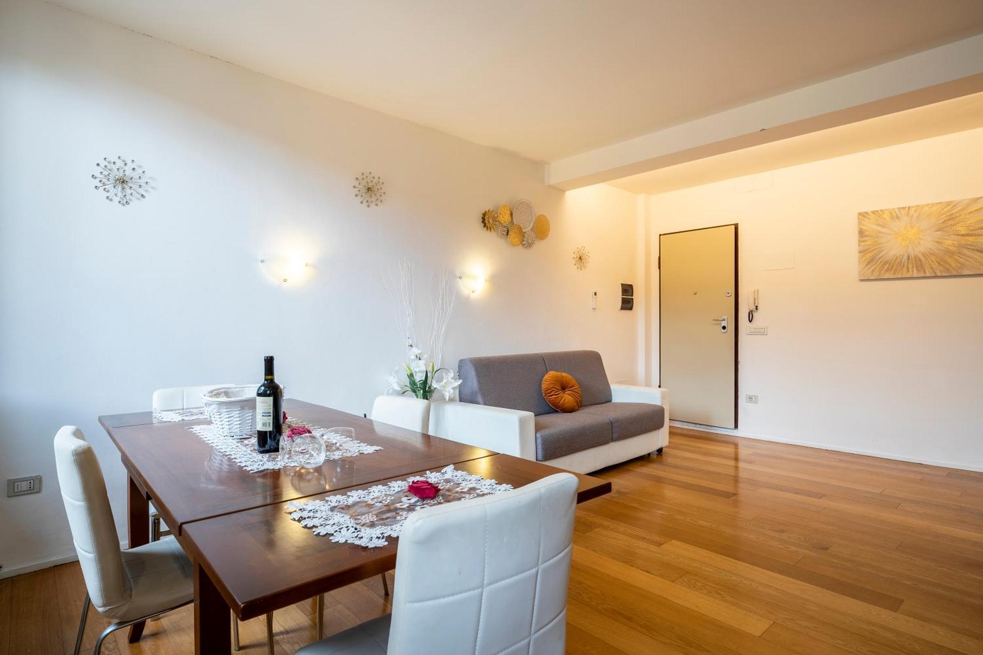 Duomo View And Hammam Apartment