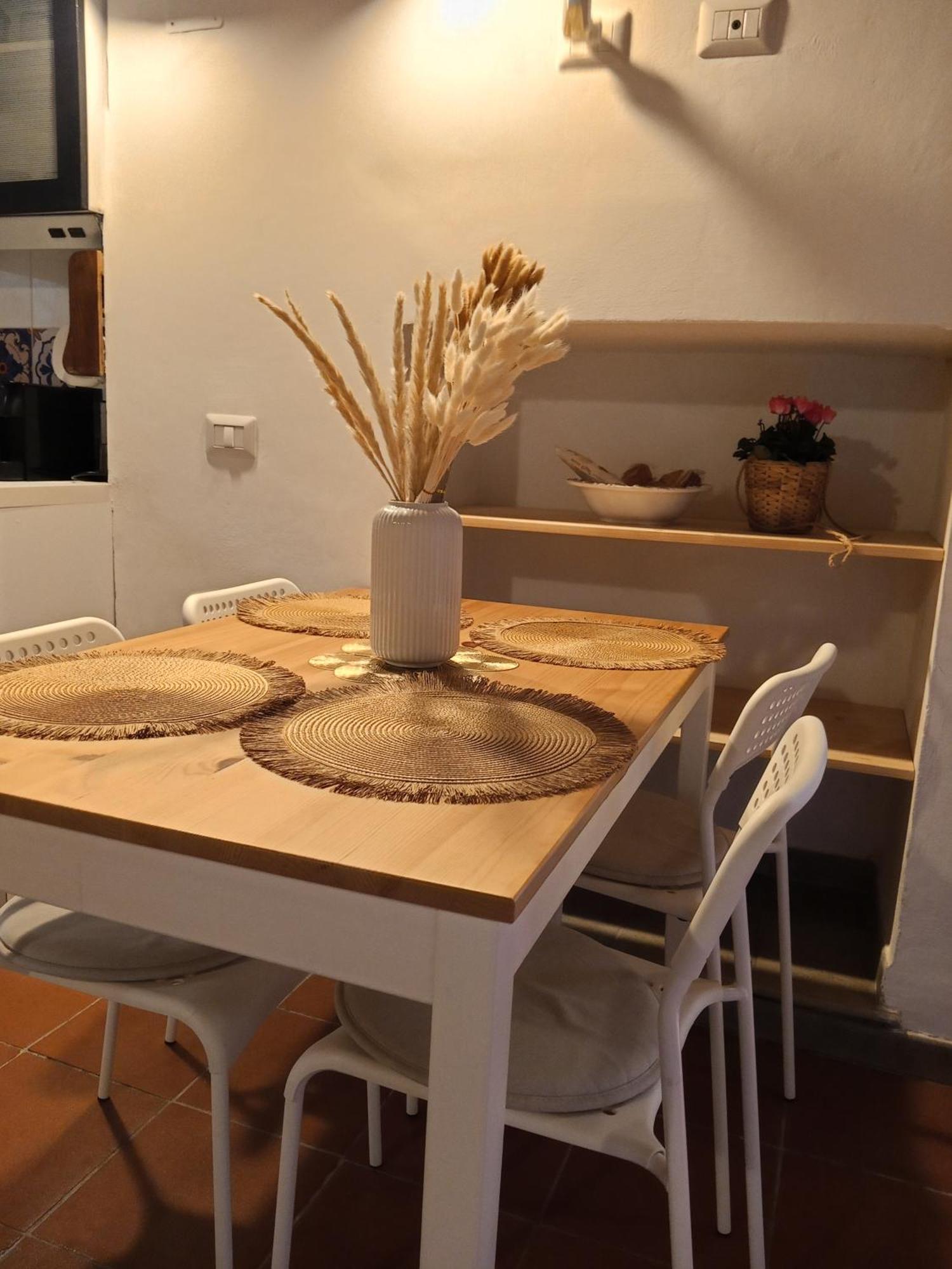 Casa Romantica Vicino Al Centro A Apartment Florence