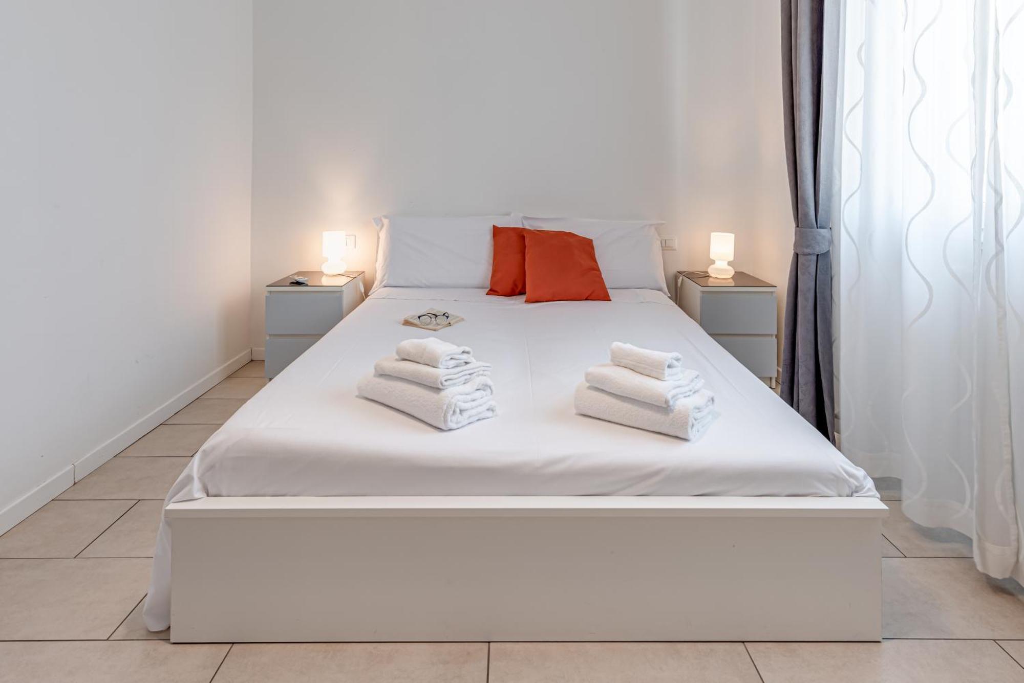 Meliana - Sweet Dreams In Apartment Florence
