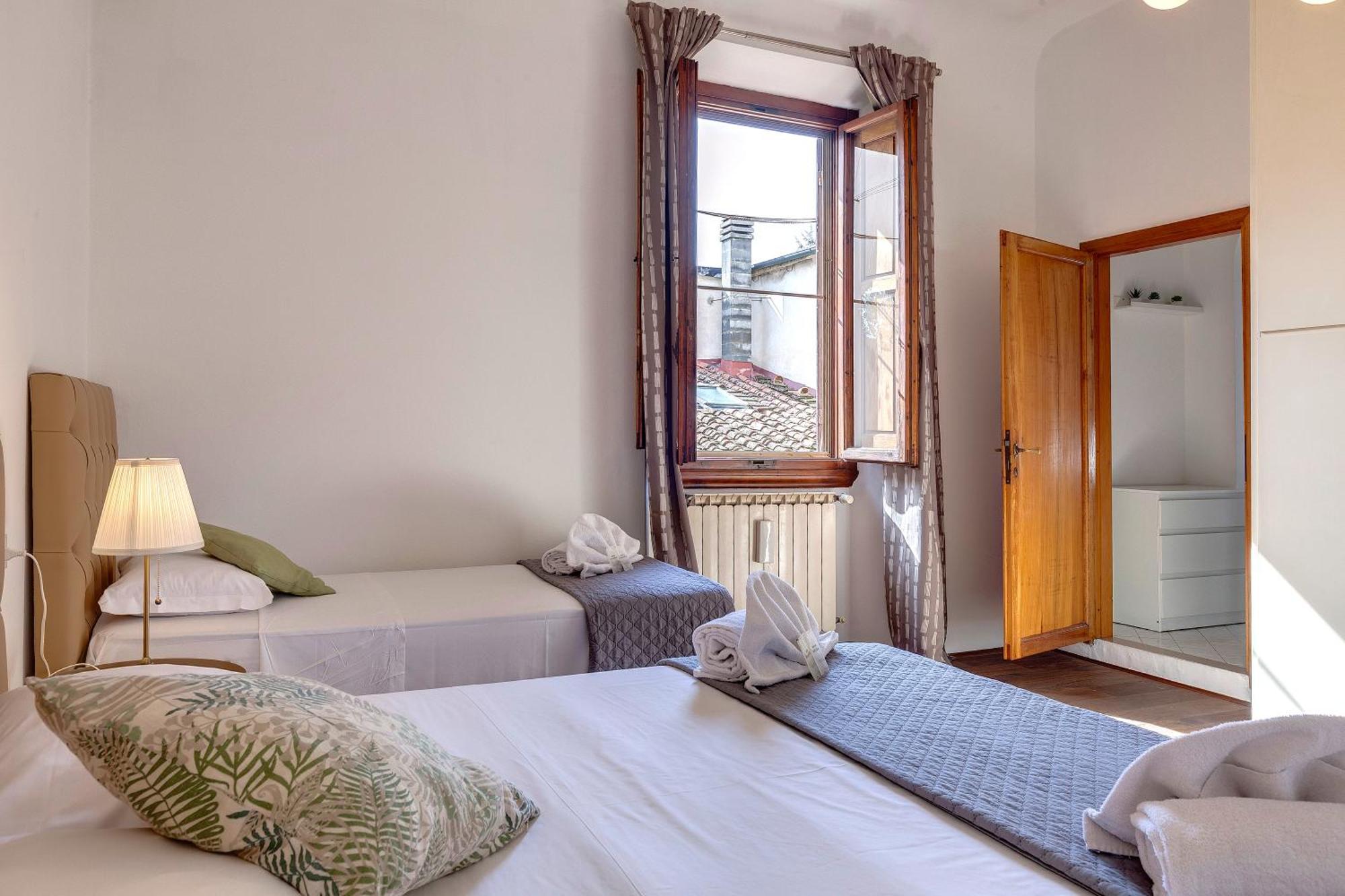 Pisana By Mamo Firenze