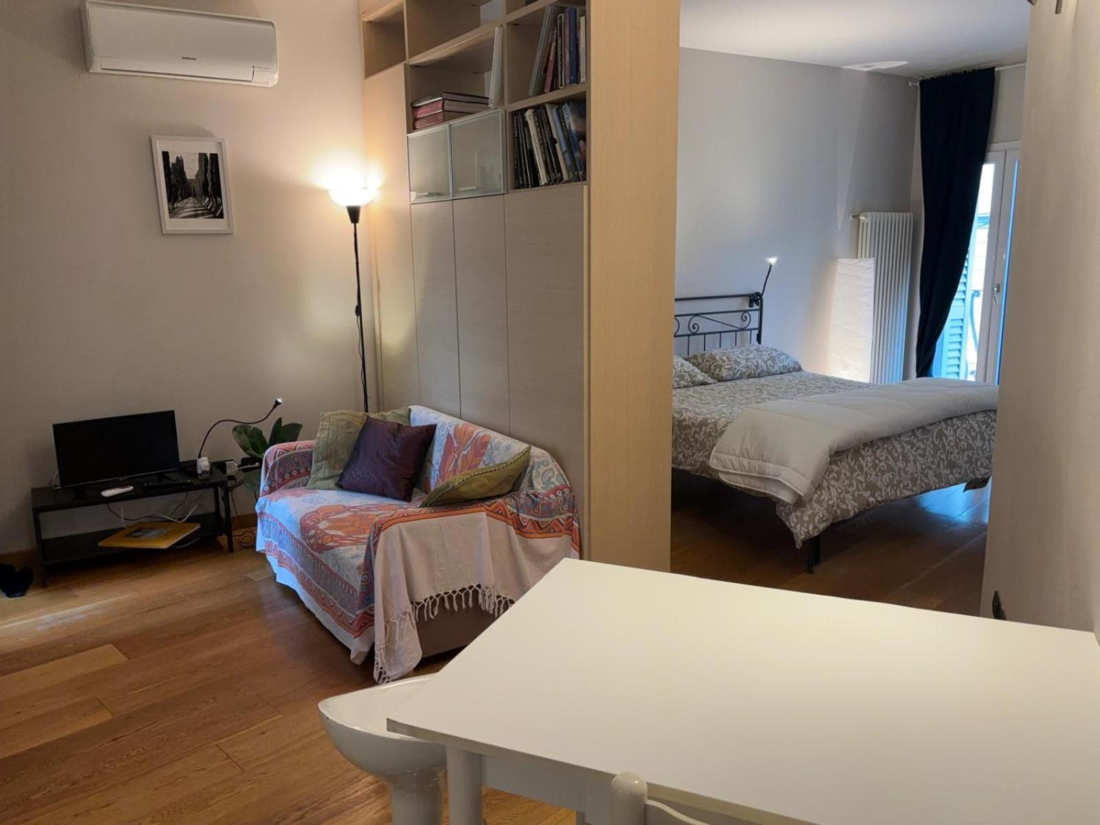 Appartamento Sam's & Cosy By The Old Town *