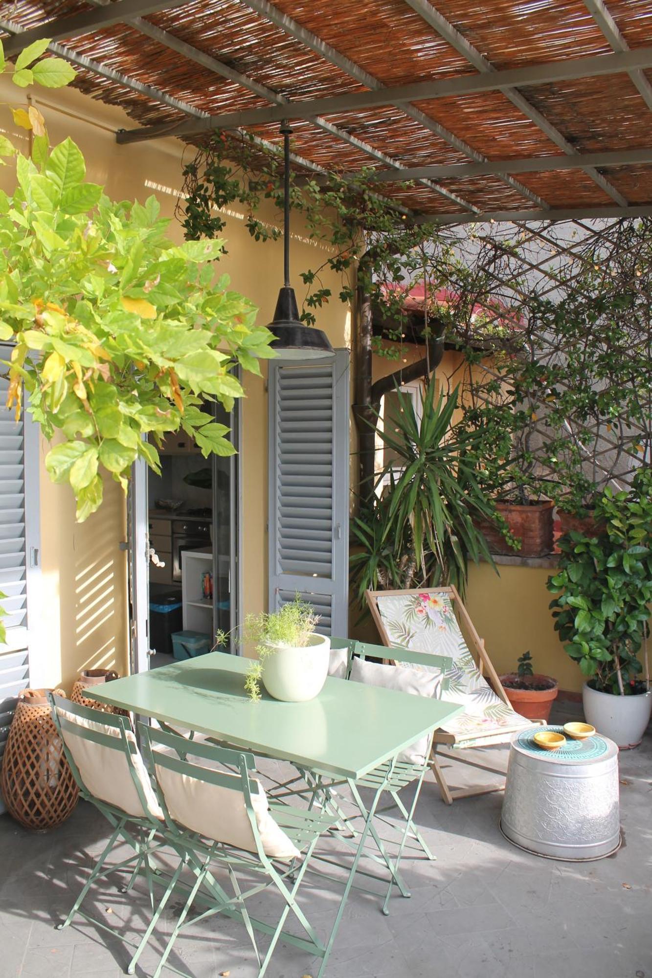 Attico Con Terrazza Su *