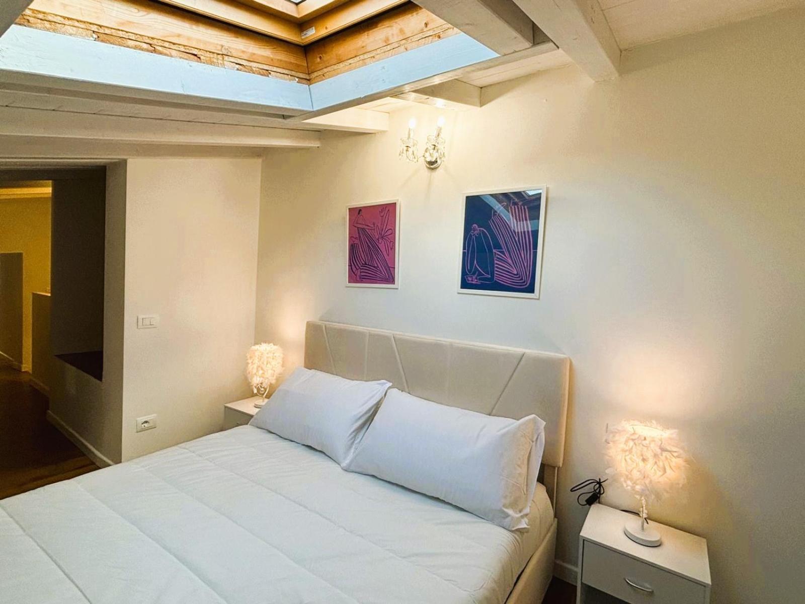 White Iris Apartment Florence