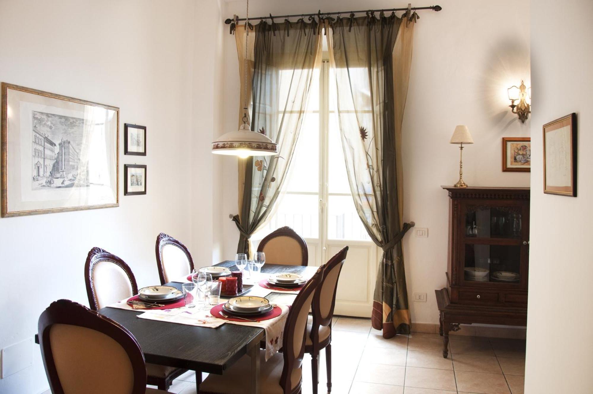 Evaluna Apartment