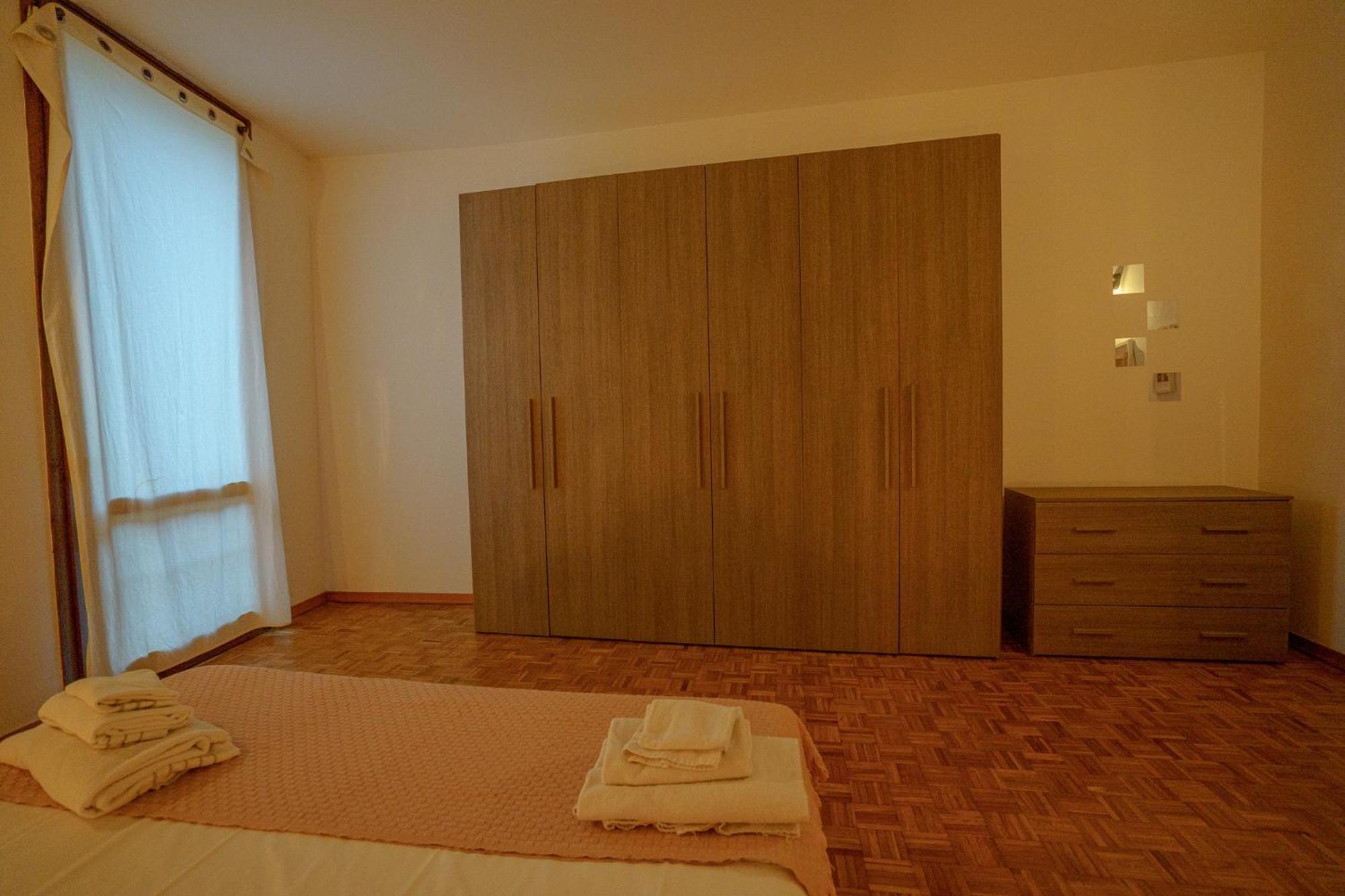 Darling With Stunning Views On Duomo Apartment
