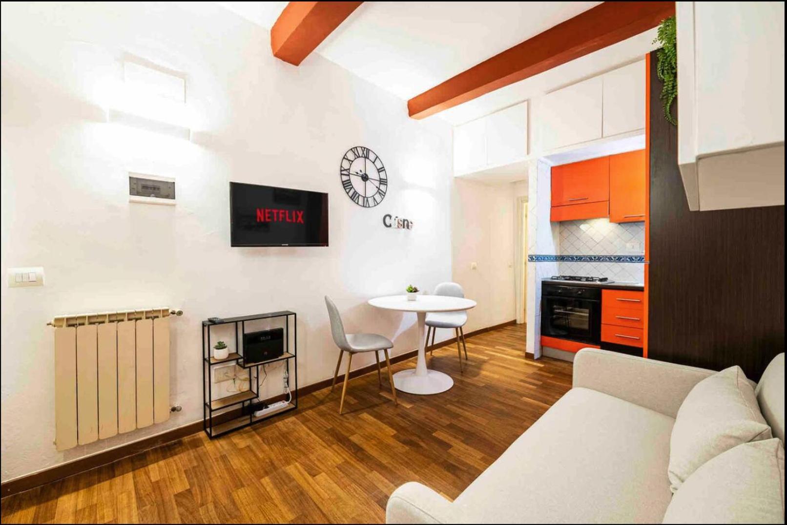 Via Buonarroti, 8 - 12 Minutes Walk To Duomo - Bright & Cozy - Charming Apartment