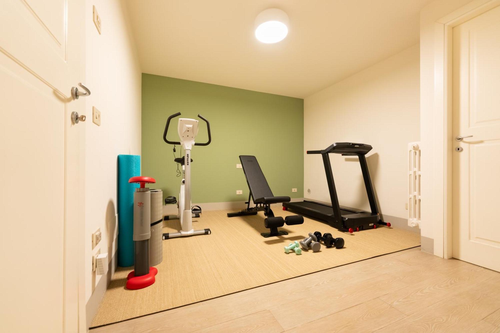 Via Del Campuccio, 72 - 300 Sqm Luxurious With Parking And Private Terrace - Charming Apartment