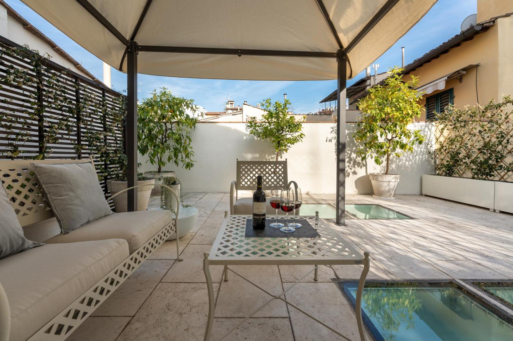 Apartment Via Del Campuccio, 72 - 300 Sqm Luxurious With Parking And Private Terrace - Charming Florence