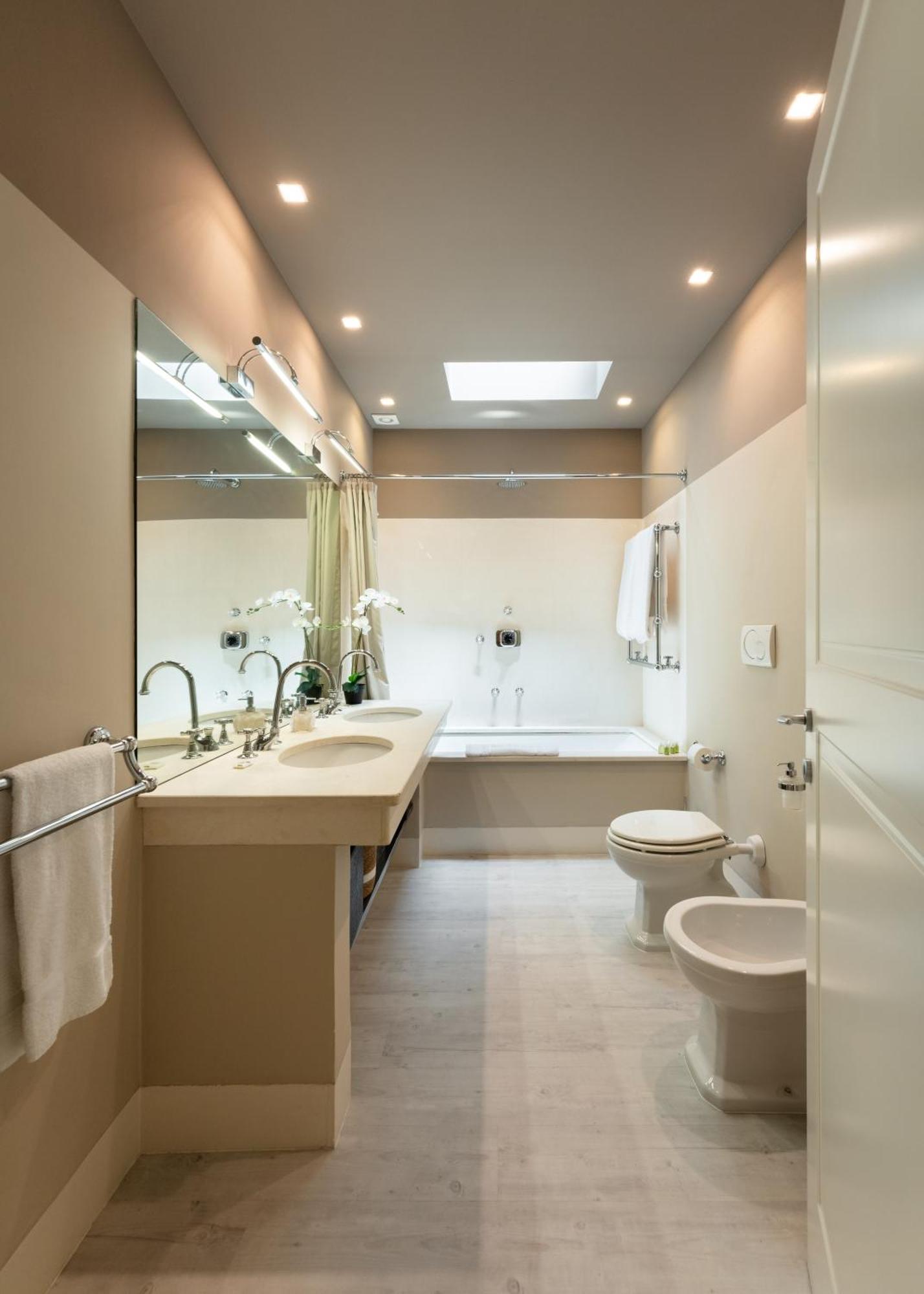 Apartment Via Del Campuccio, 72 - 300 Sqm Luxurious With Parking And Private Terrace - Charming