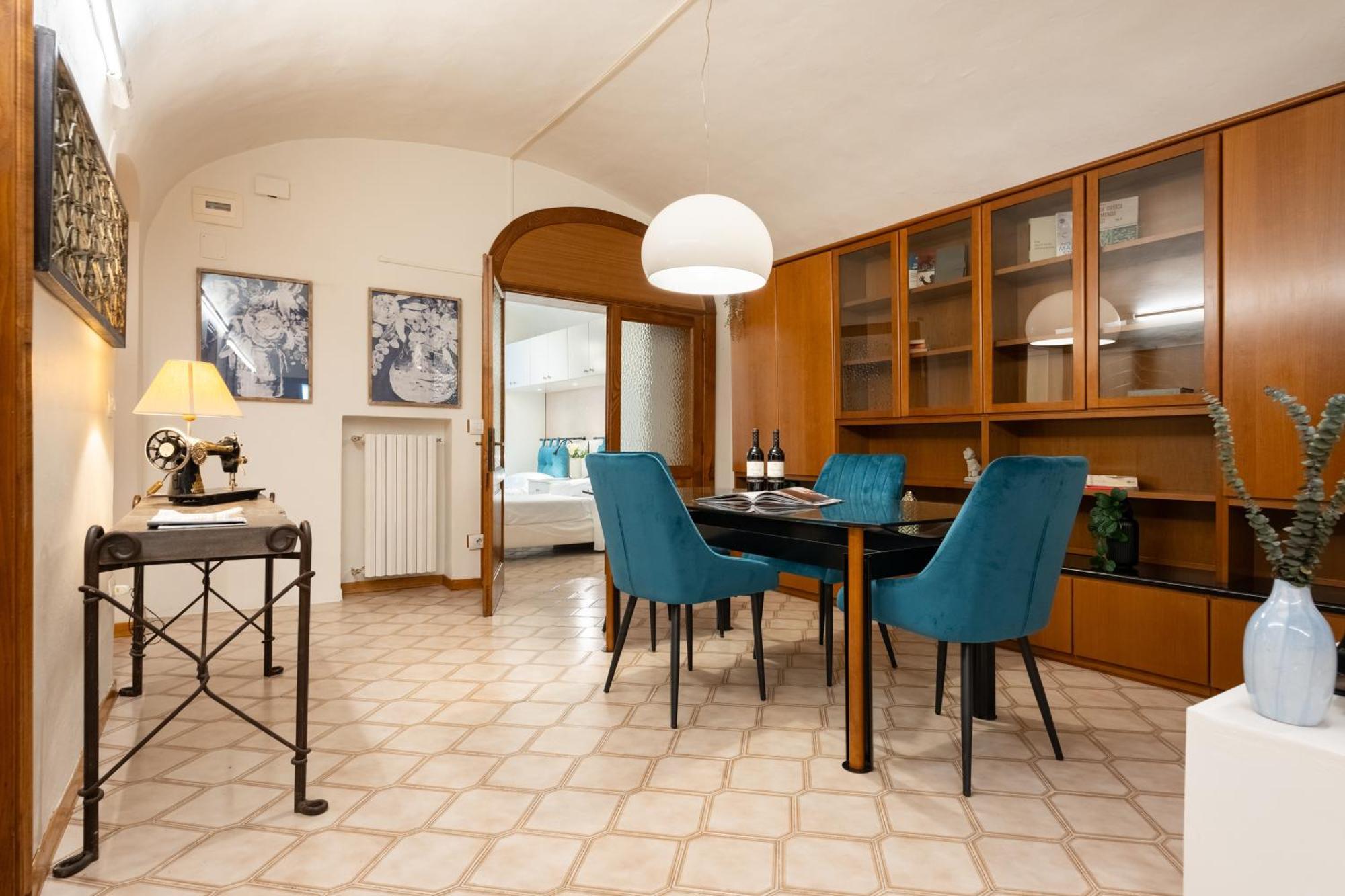 Via Sant'egidio, 3 - Spacious And Bright Just 300mt From The Duomo