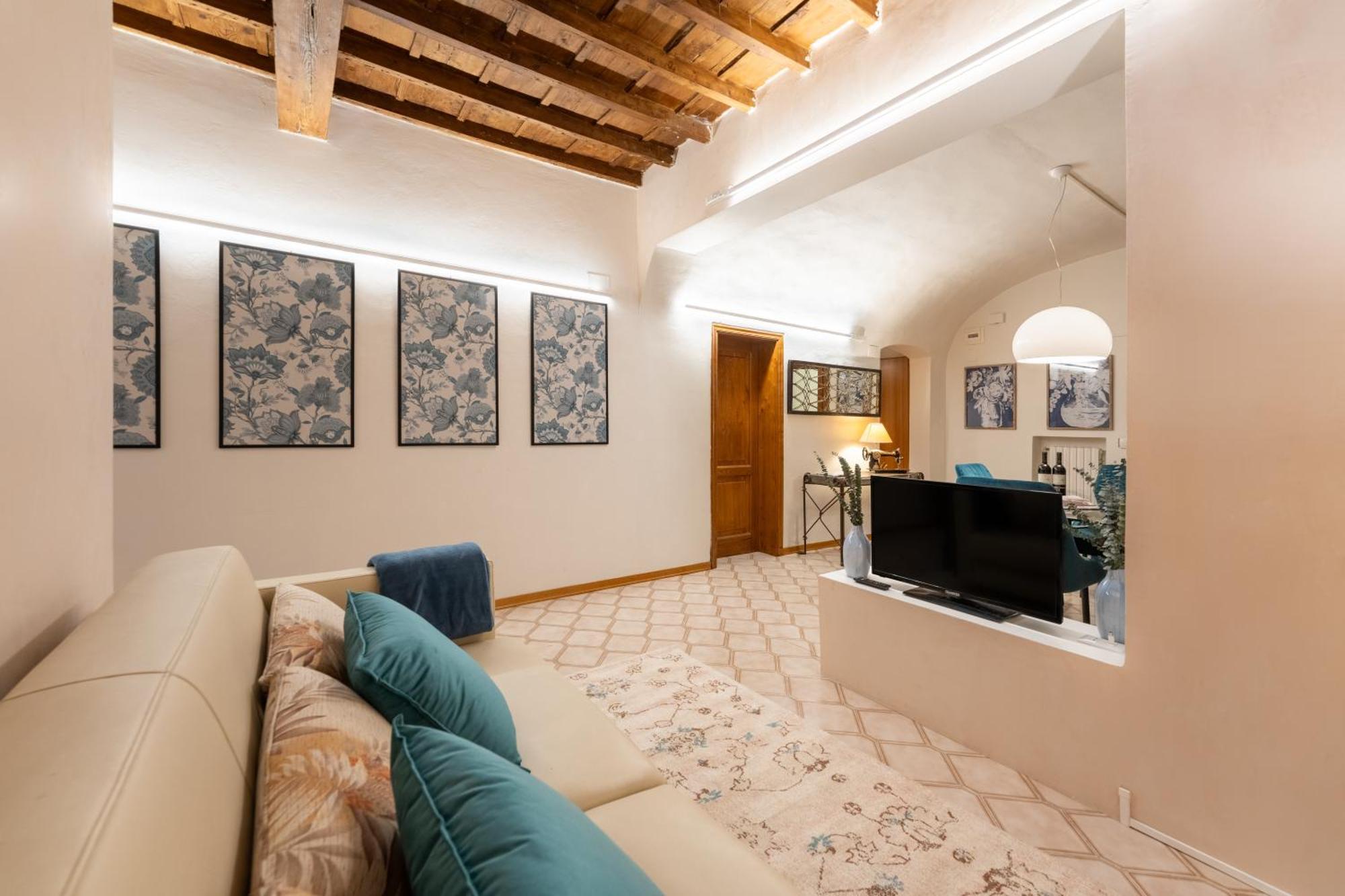 Via Sant'egidio, 3 - Spacious And Bright Just 300mt From The Duomo Florence