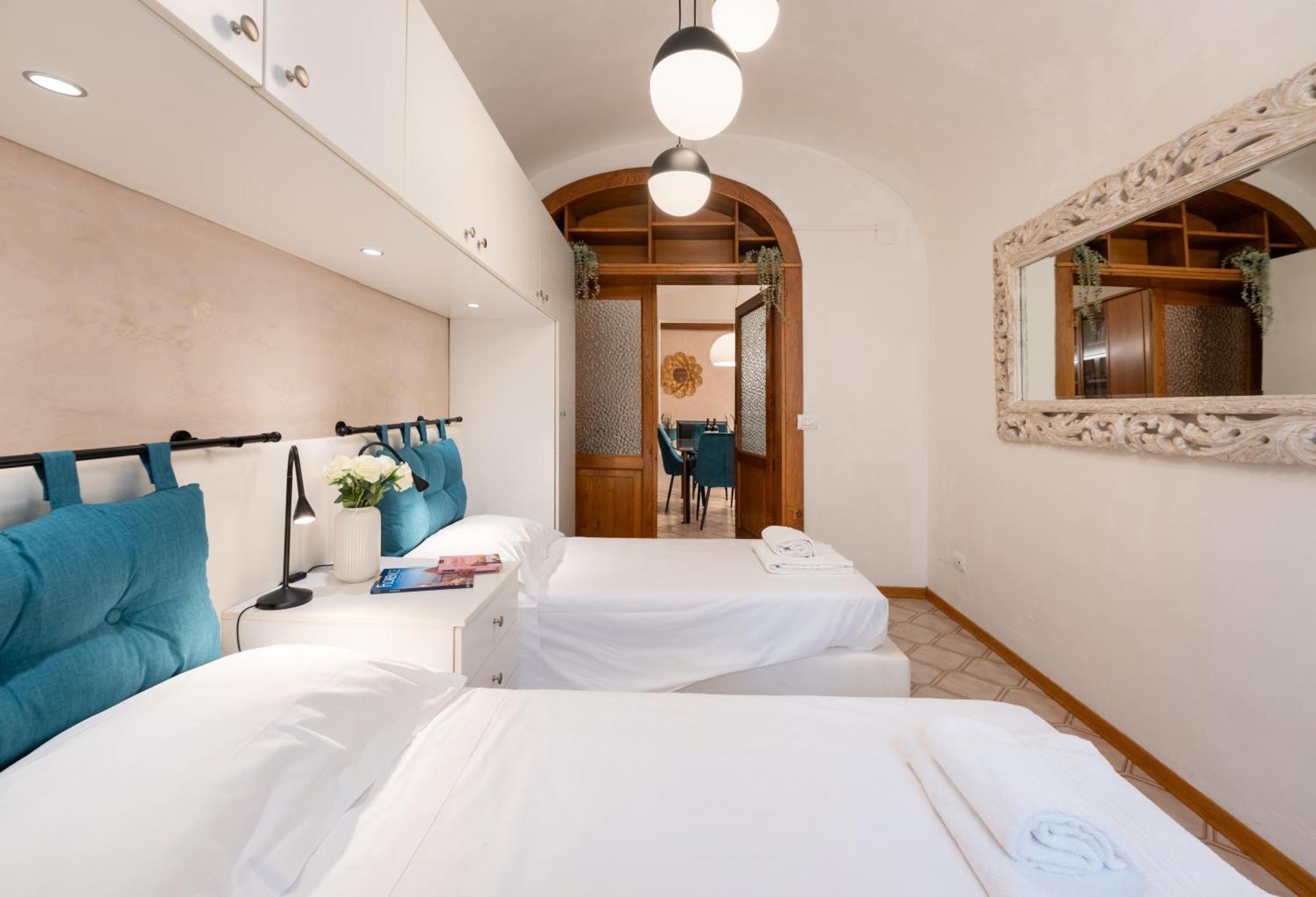 Apartment Via Sant'egidio, 3 - Spacious And Bright Just 300mt From The Duomo *